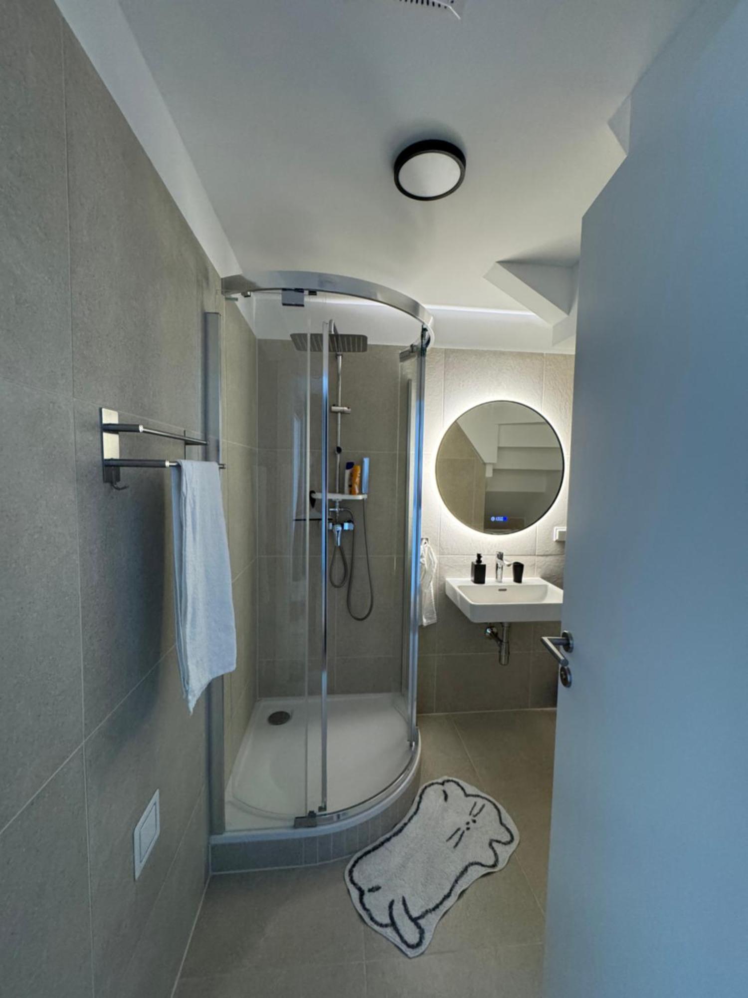 Apartment Luxus Dachtraum Naehe Zentrum