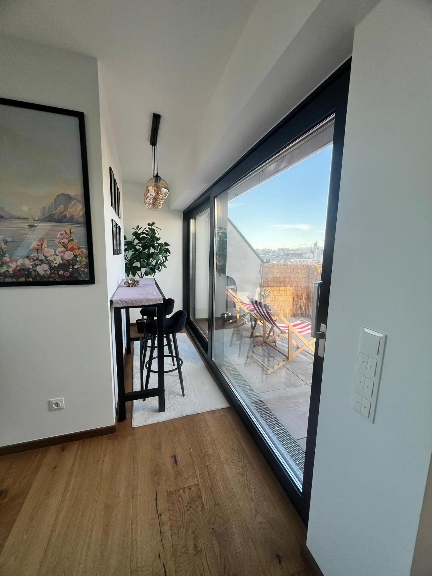 Apartment Luxus Dachtraum Naehe Zentrum