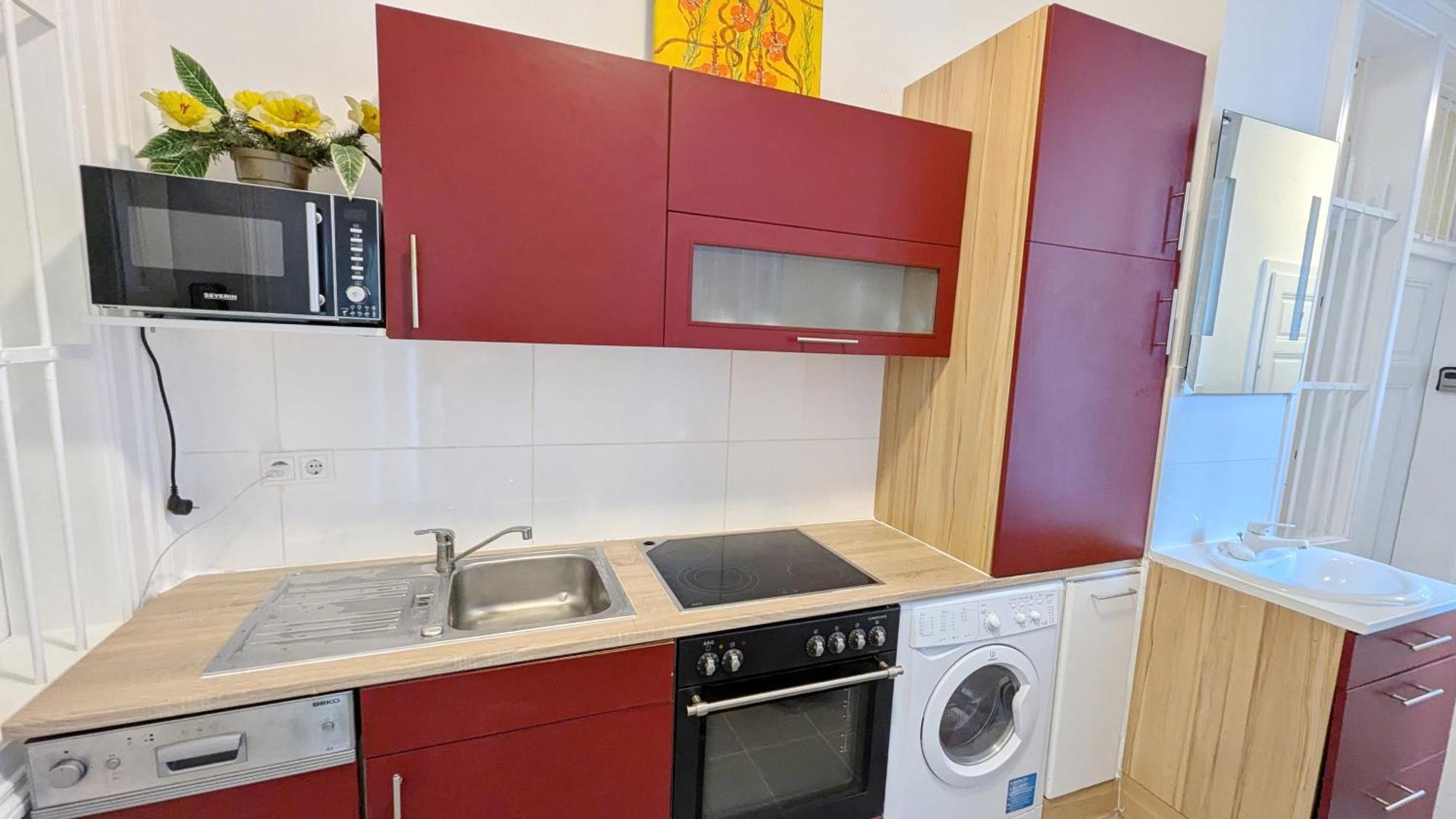 Homestay Cozy In Stadthalle Area Vienna
