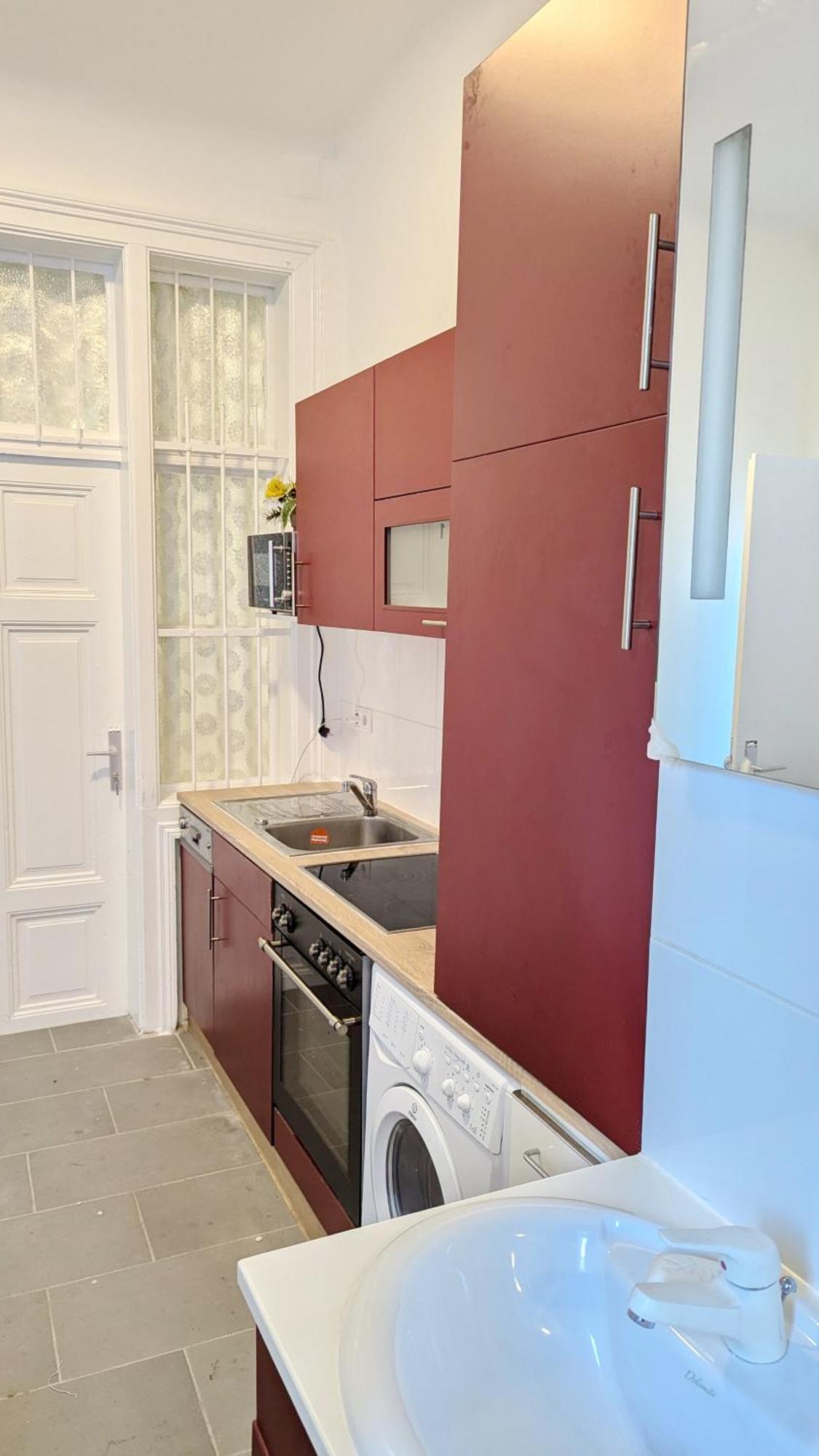 Homestay Cozy In Stadthalle Area