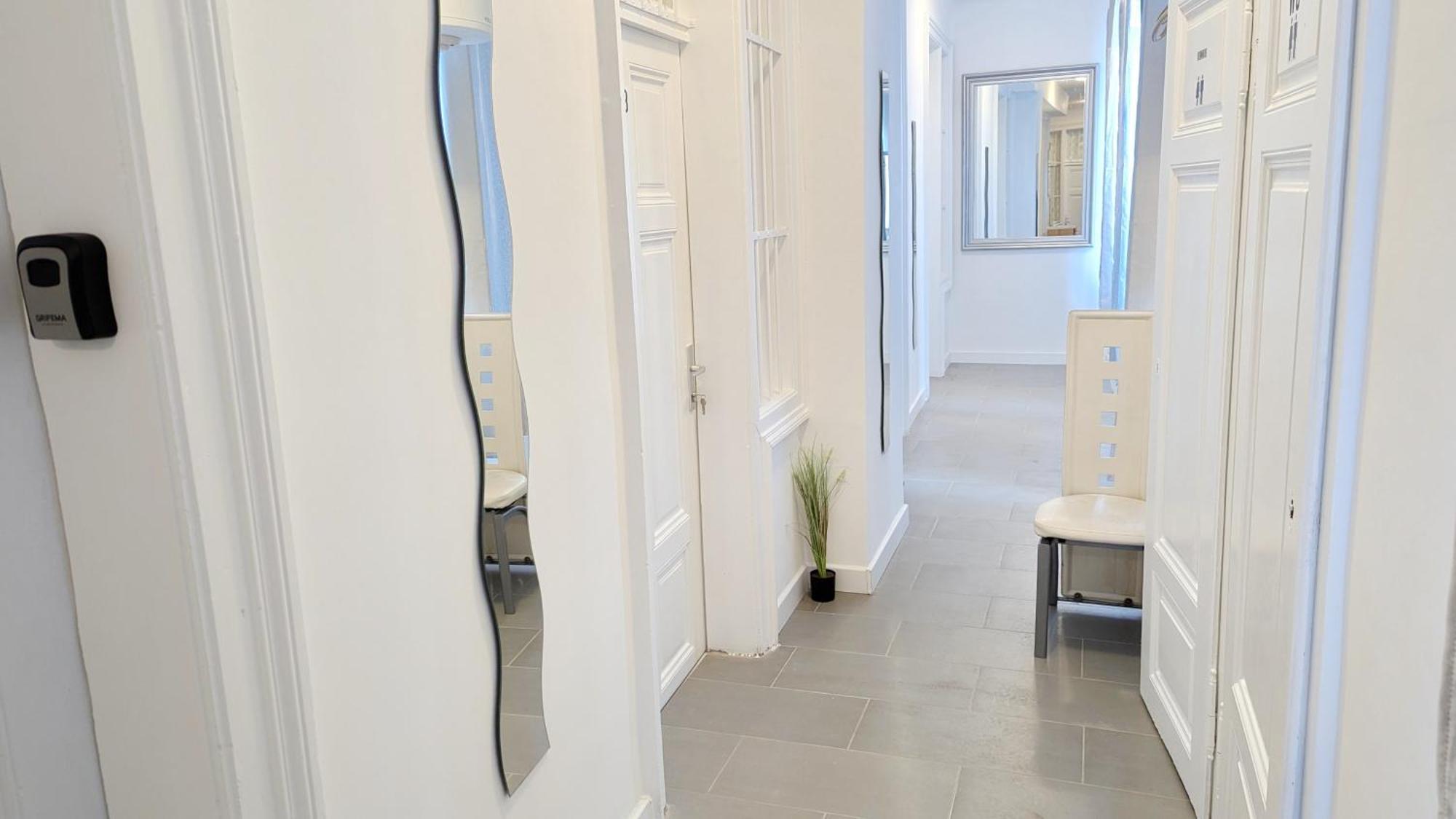 Cozy In Stadthalle Area Homestay