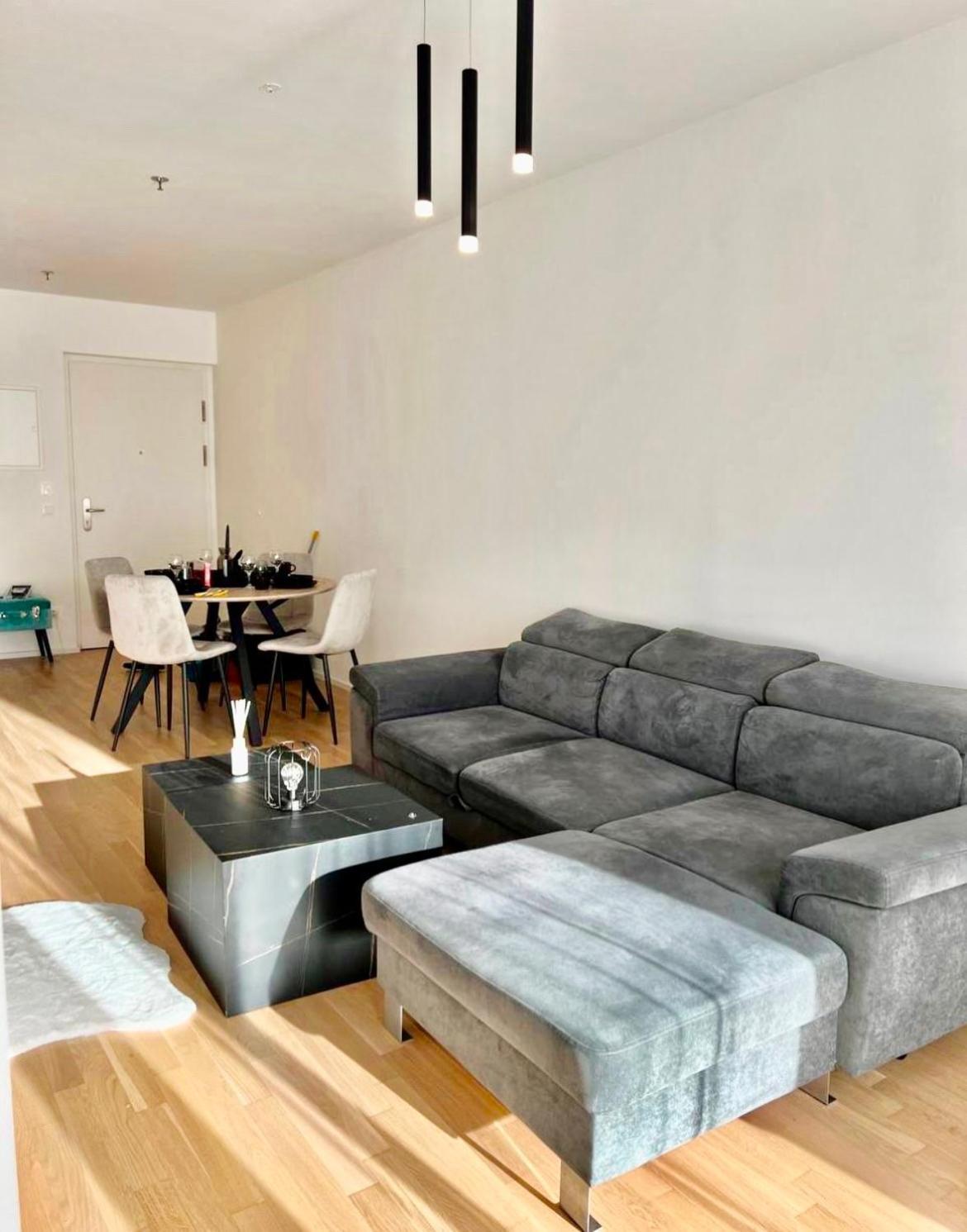 Apartment Belvedere White