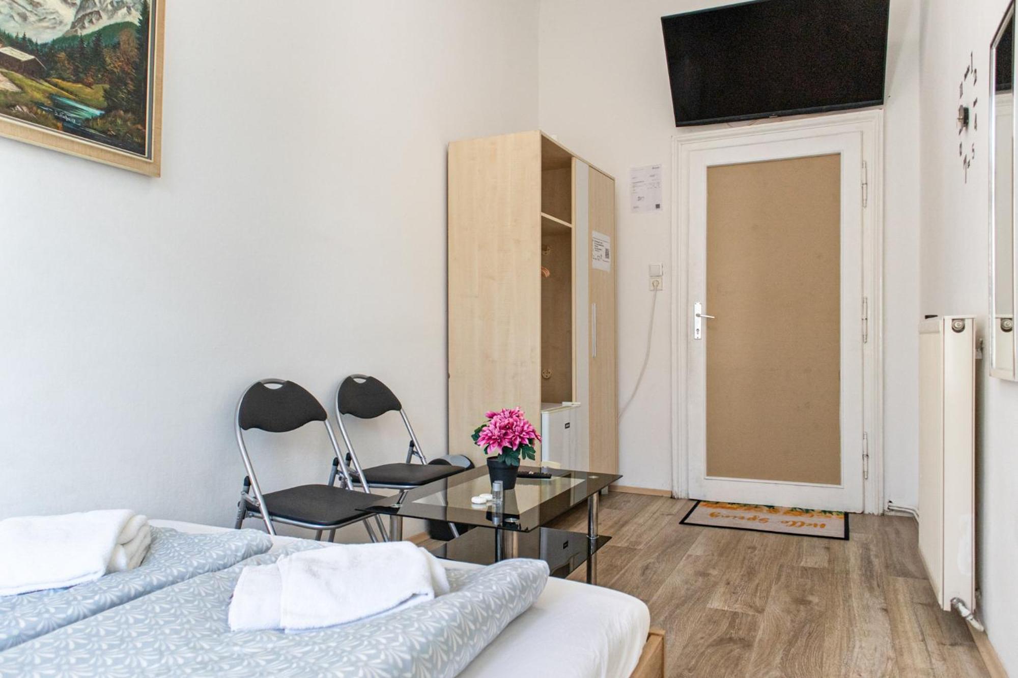 Convenient Shared - Near Danube & Millenium Tower *