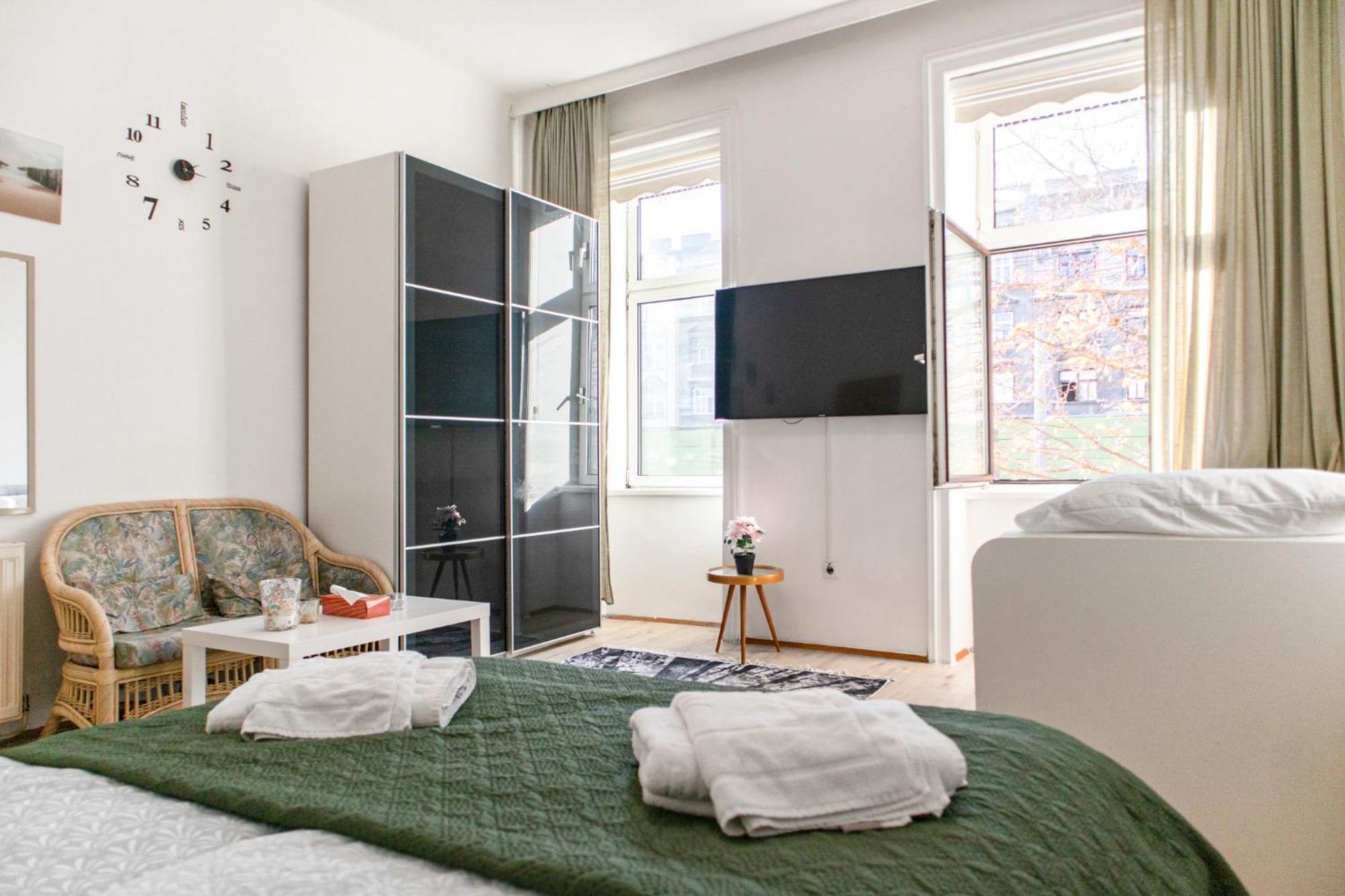 Convenient Shared - Near Danube & Millenium Tower Vienna