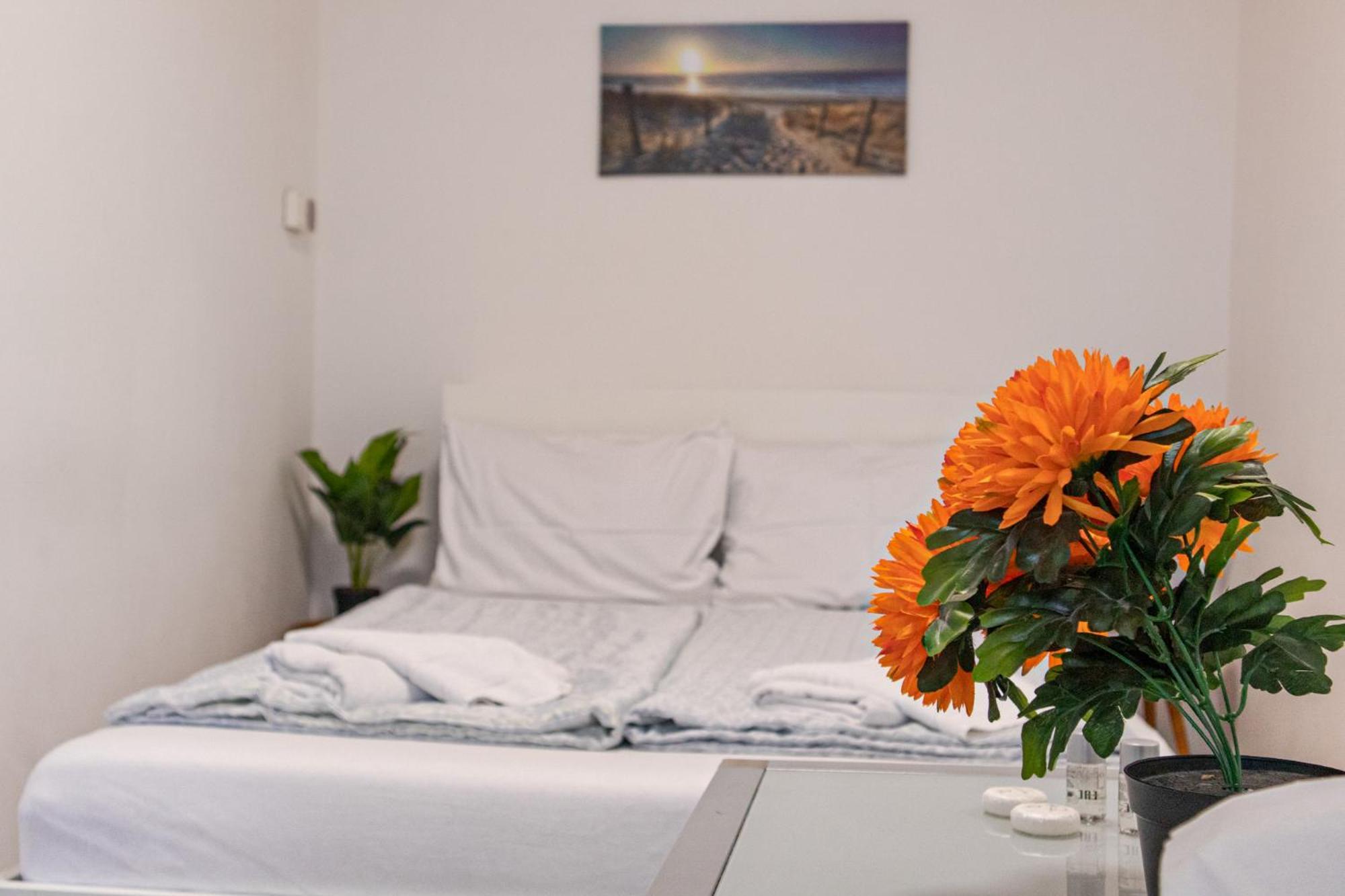 Convenient Shared - Near Danube & Millenium Tower Guest house