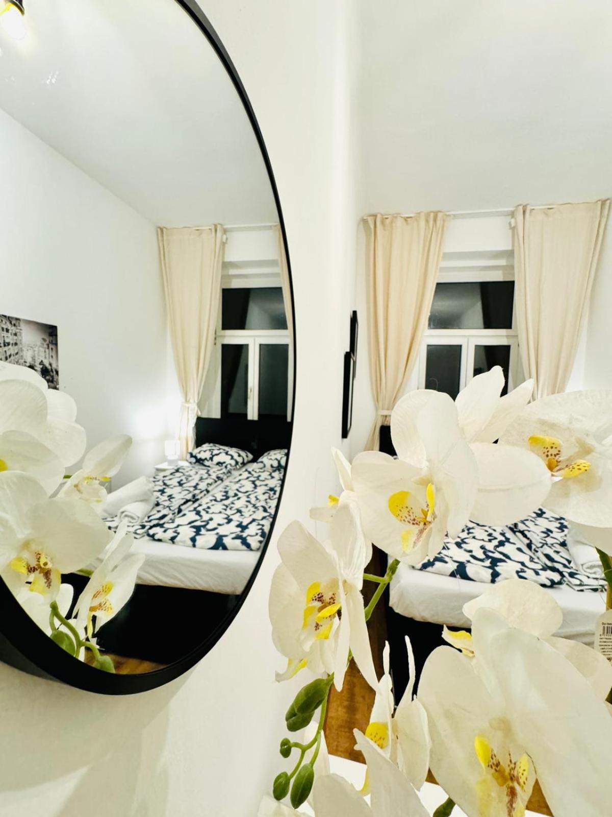Charming 5br Shared Apt, Minutes From Atzgersdorf Apartment Vienna