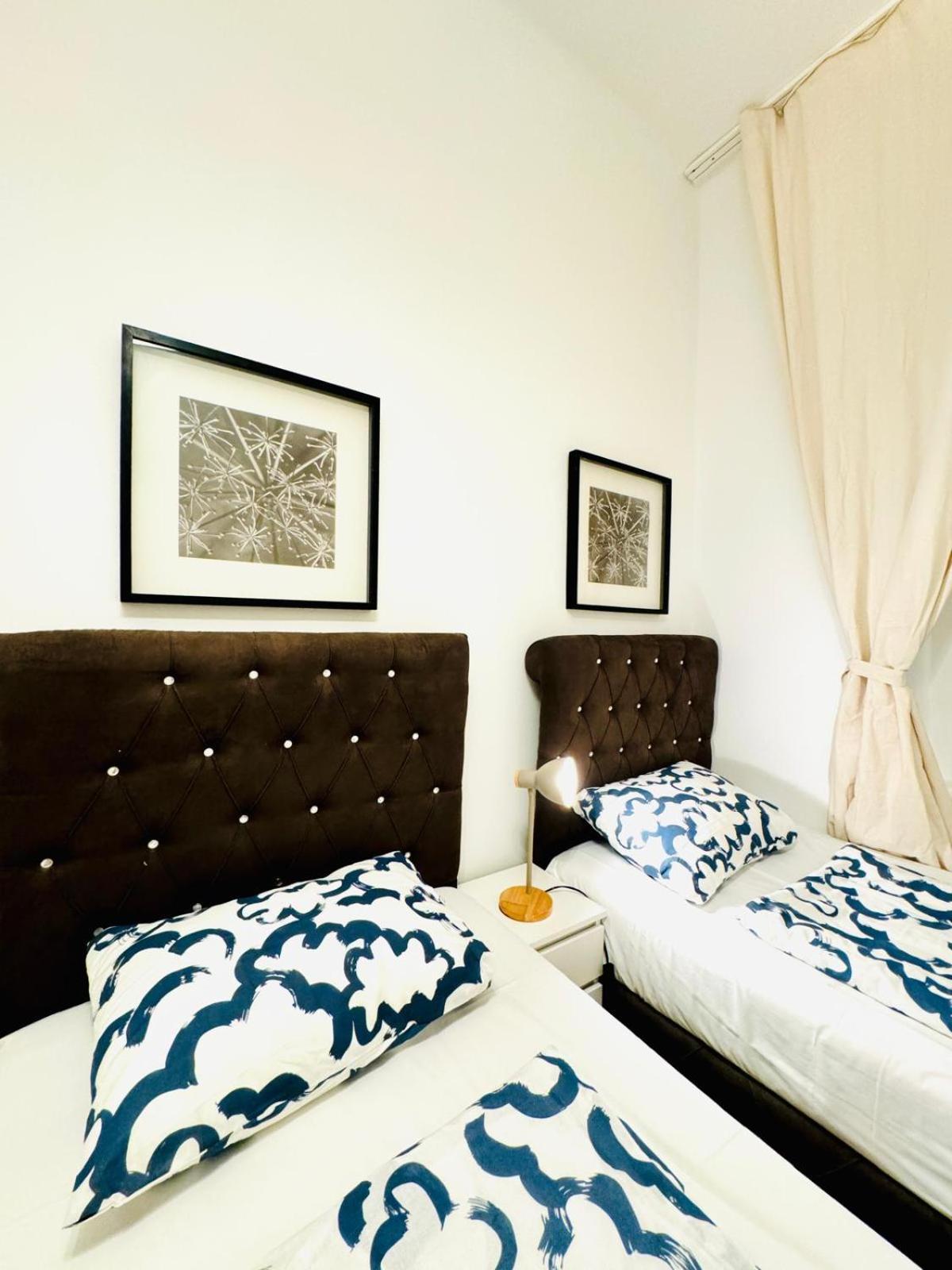 Charming 5br Shared Apt, Minutes From Atzgersdorf Apartment Vienna