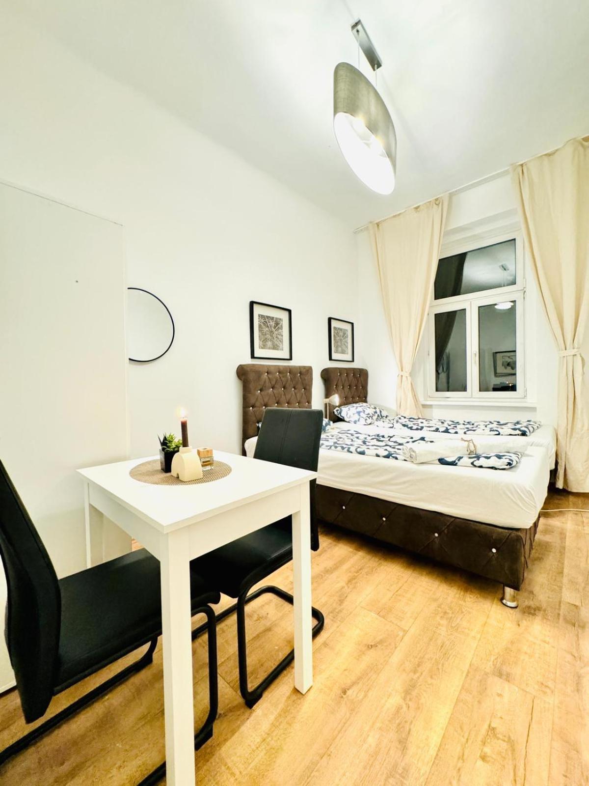 Charming 5br Shared Apt, Minutes From Atzgersdorf Vienna