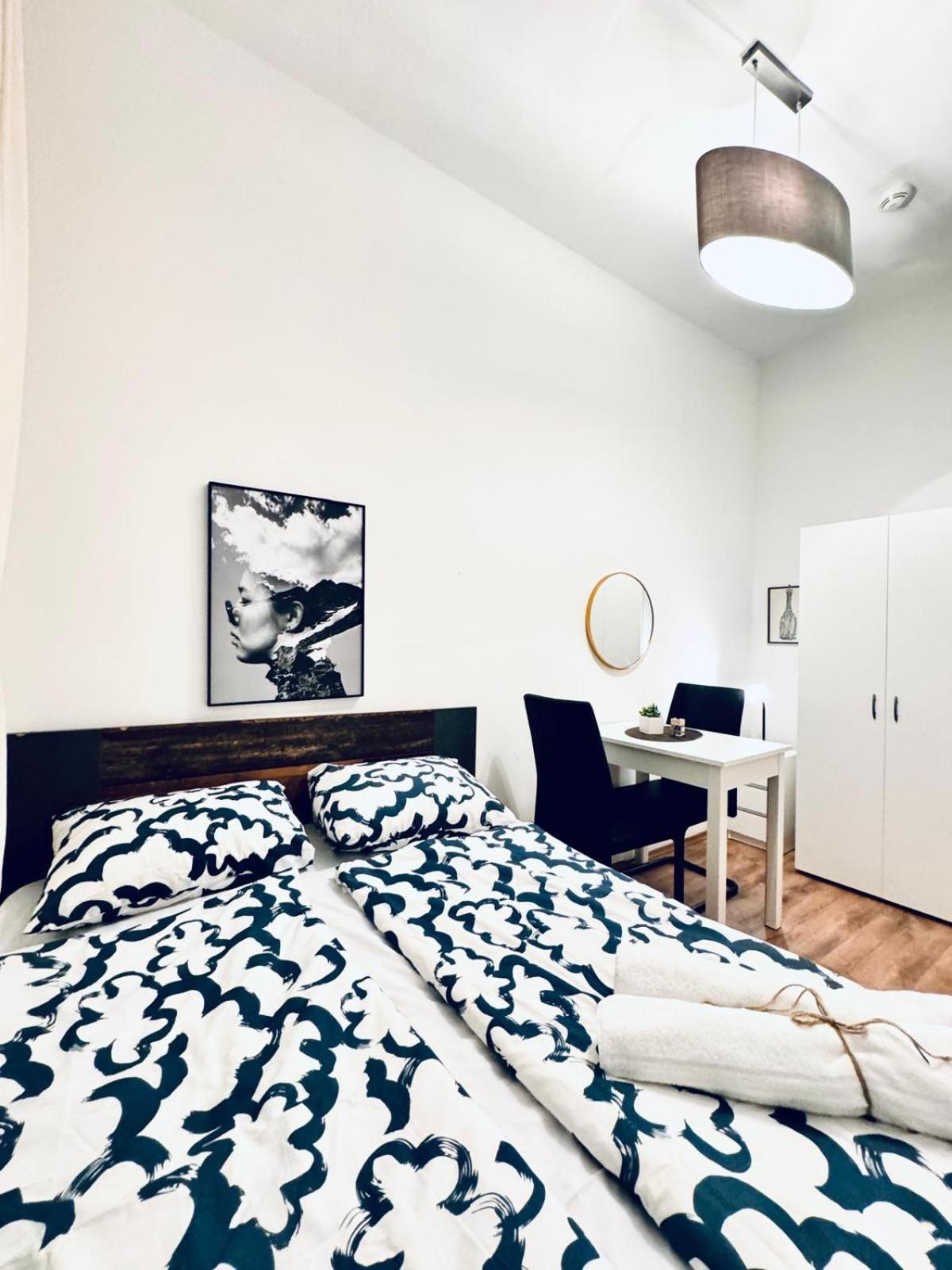 Apartment Charming 5br Shared Apt, Minutes From Atzgersdorf