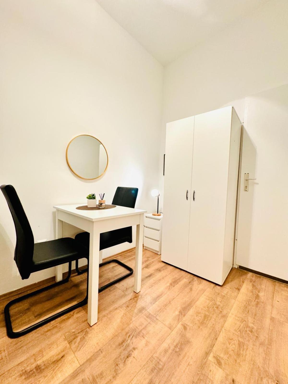 Charming 5br Shared Apt, Minutes From Atzgersdorf Vienna