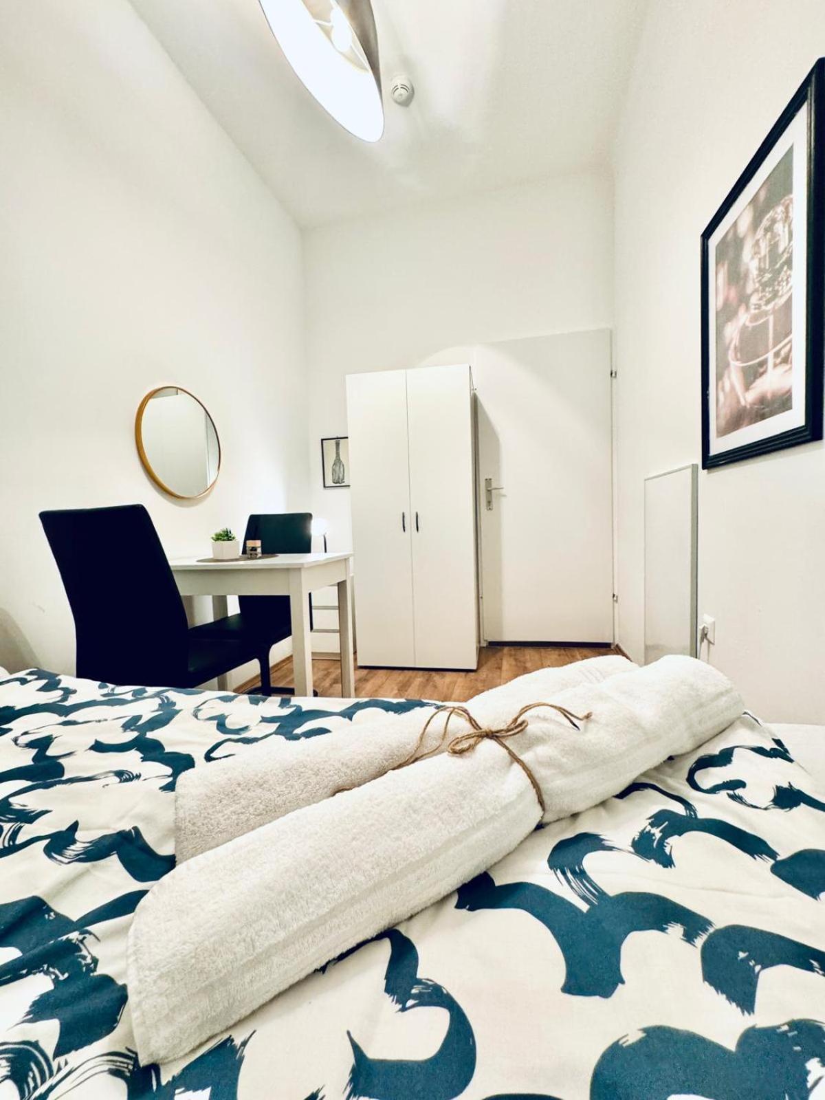Charming 5br Shared Apt, Minutes From Atzgersdorf Vienna