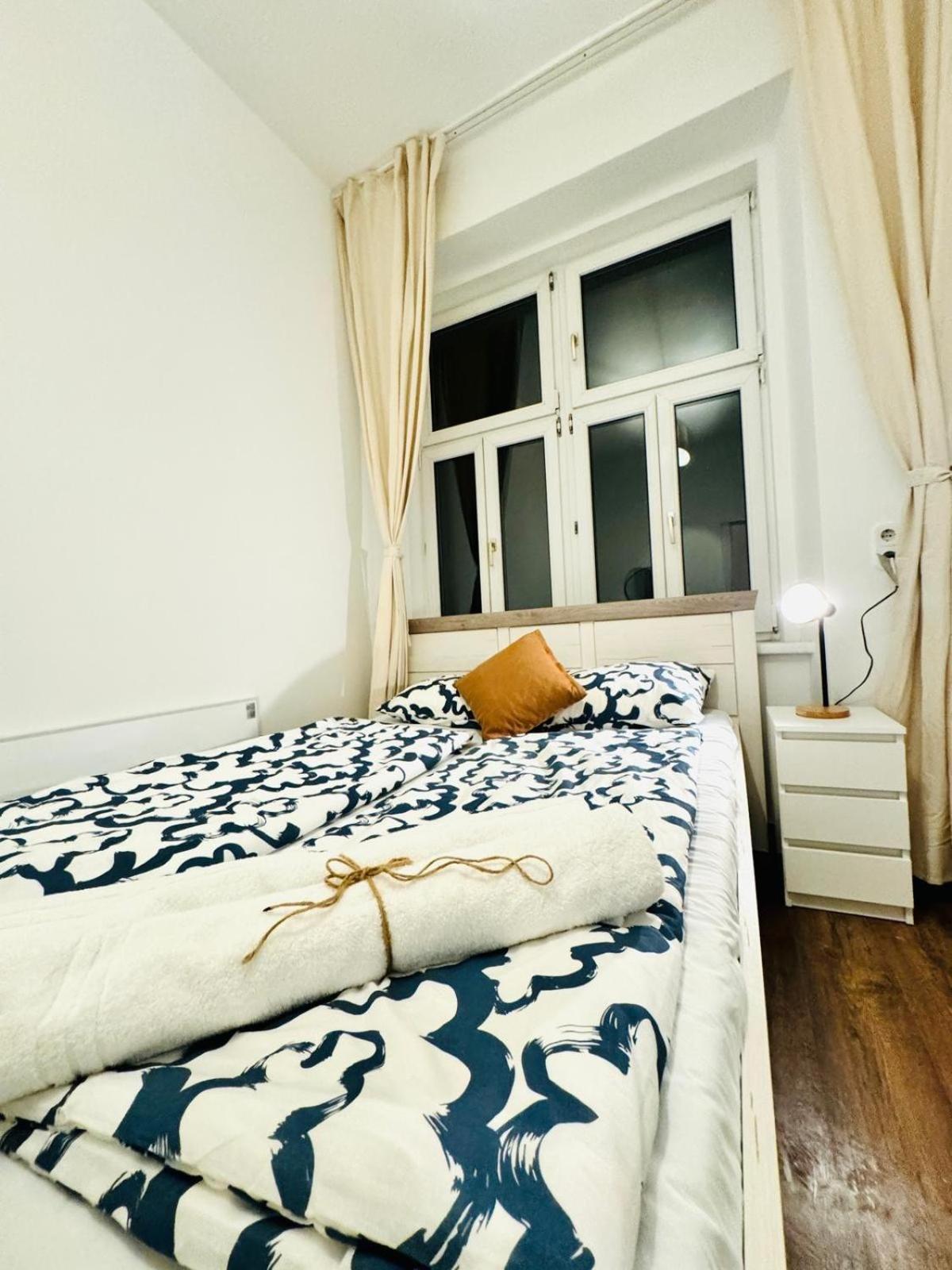 Charming 5br Shared Apt, Minutes From Atzgersdorf * Vienna