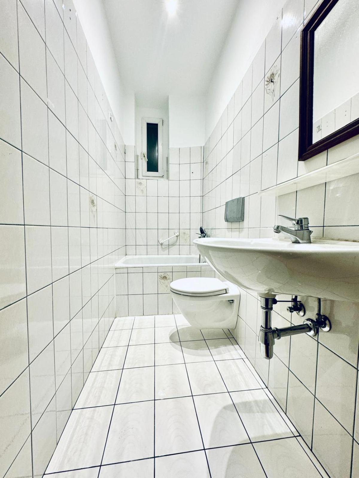 Chic 5br For 10p, With Direct Access Apartment *