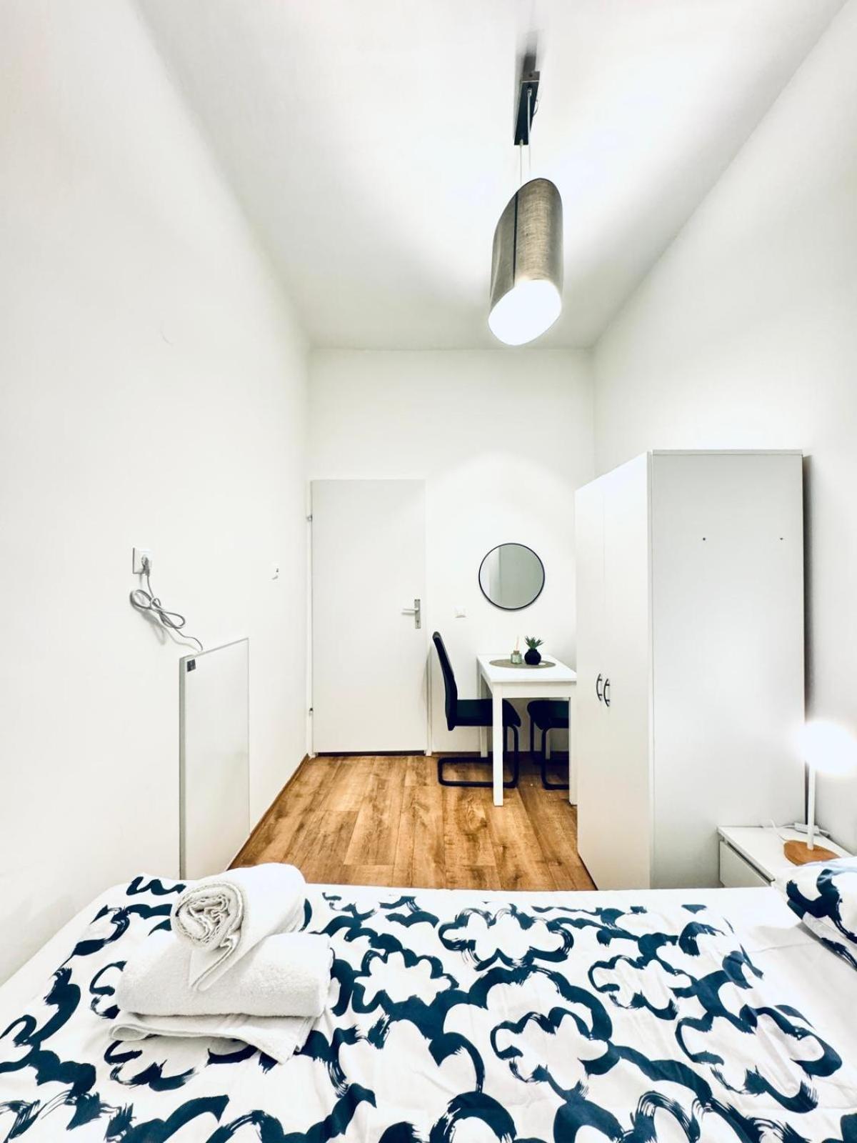 Chic 5br For 10p, With Direct Access Apartment Vienna