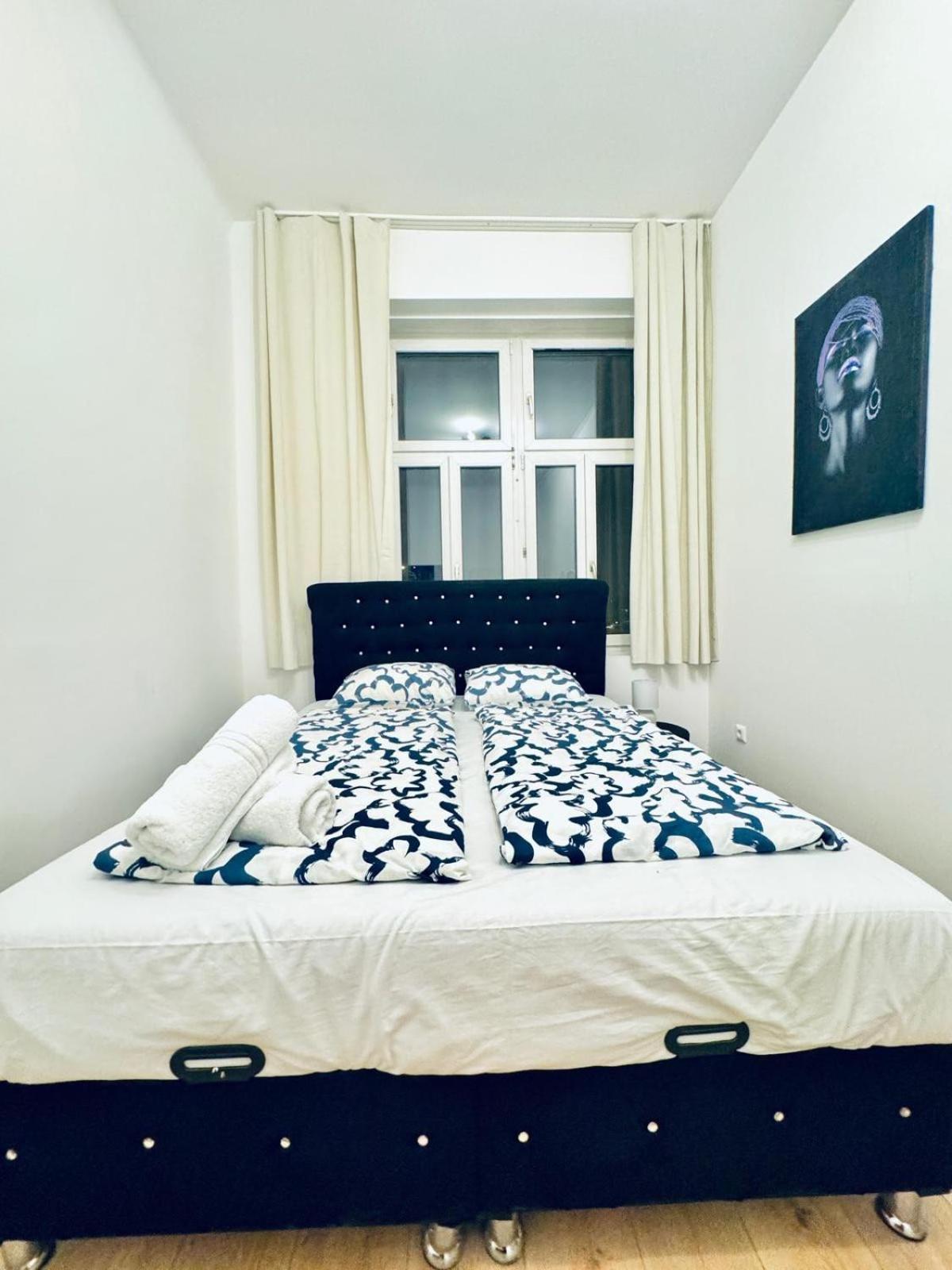 5br Near Atzgersdorf Park, 11min Walk Apartment