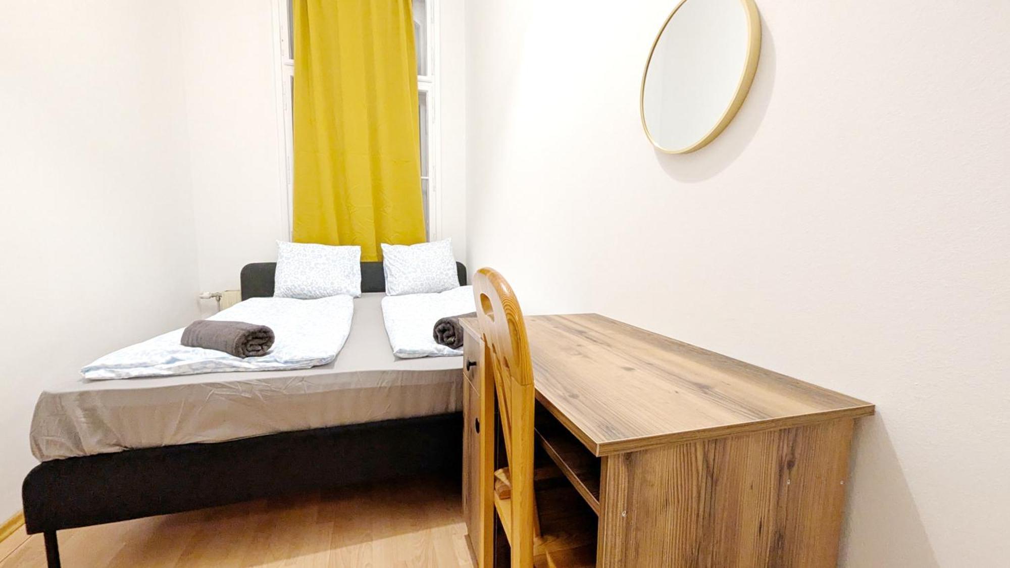 Spacious - 15 Min From Airport & Center, 5 Min From Main-bus Station Ez 12 Privatunterkunft Wien