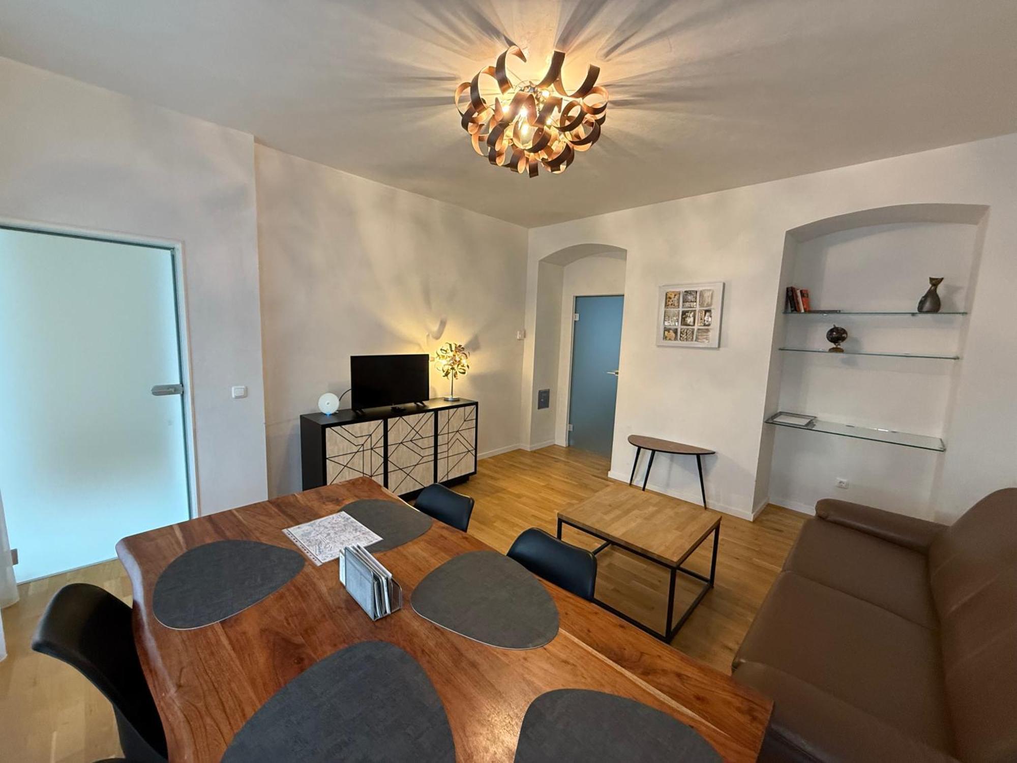 Number 4 Apartment *