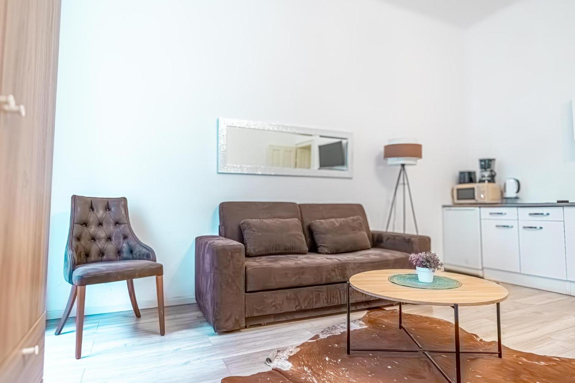 Apartment Elegant 1br Apt. - Great For Long *