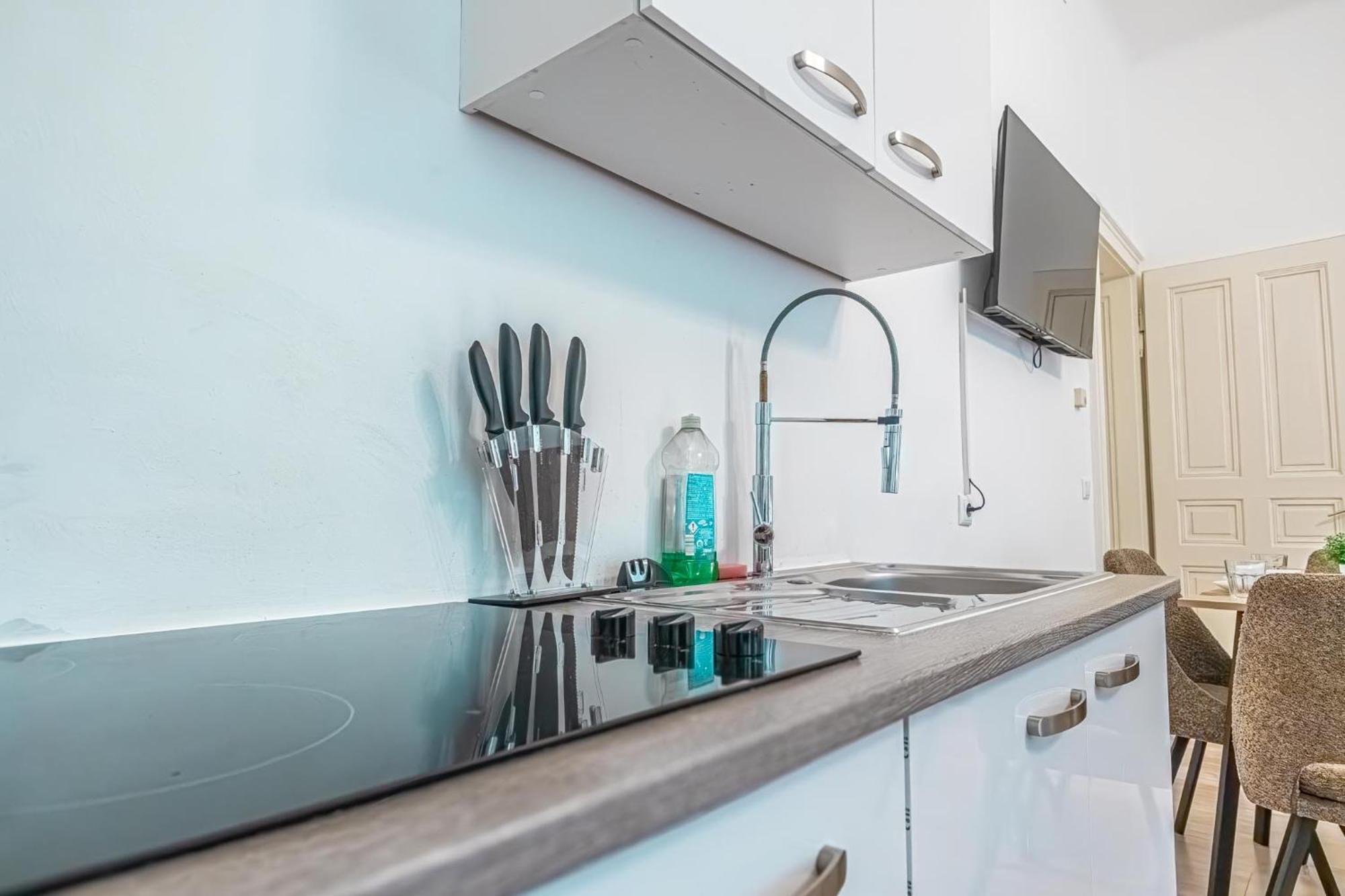 Elegant 1br Apt. - Great For Long Apartment *