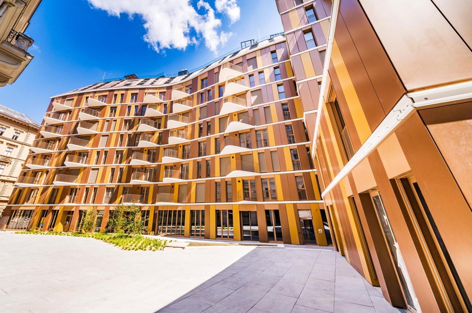 1-bedroom Luxury In The Heart Of With Kitchen And Parking Vienna