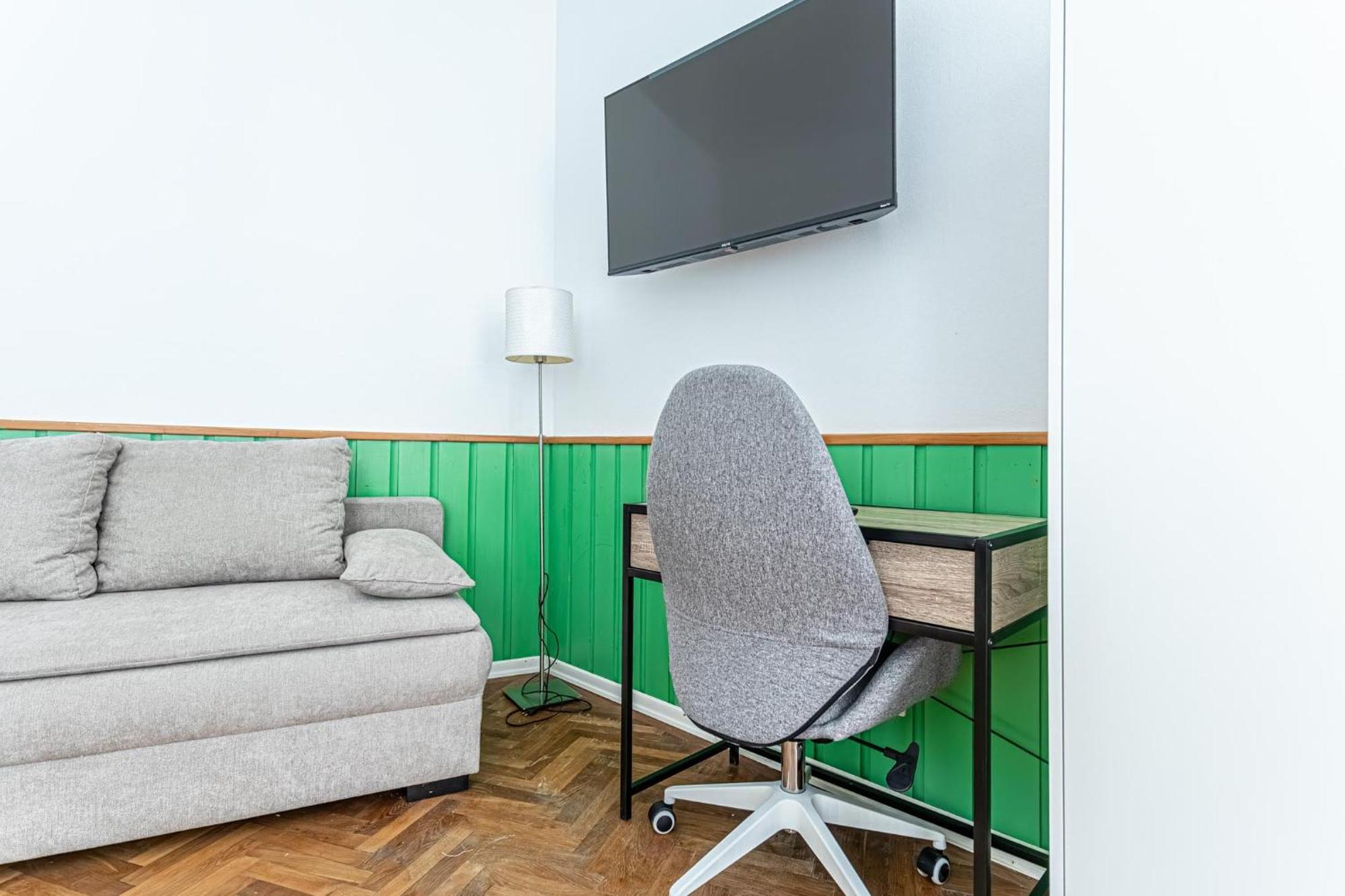 Amazing 3 Bedroom Apt, 15 Min To Landstrasse Hub Vienna