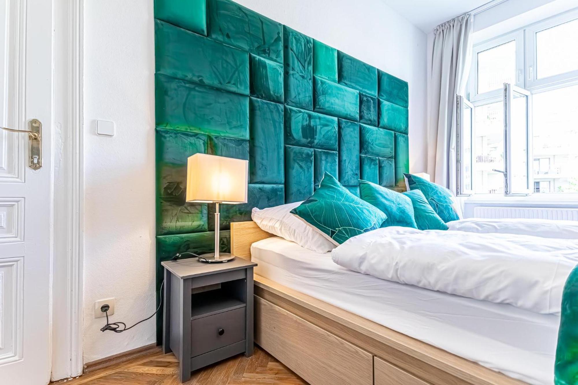 Apartment Amazing 3 Bedroom Apt, 15 Min To Landstrasse Hub *