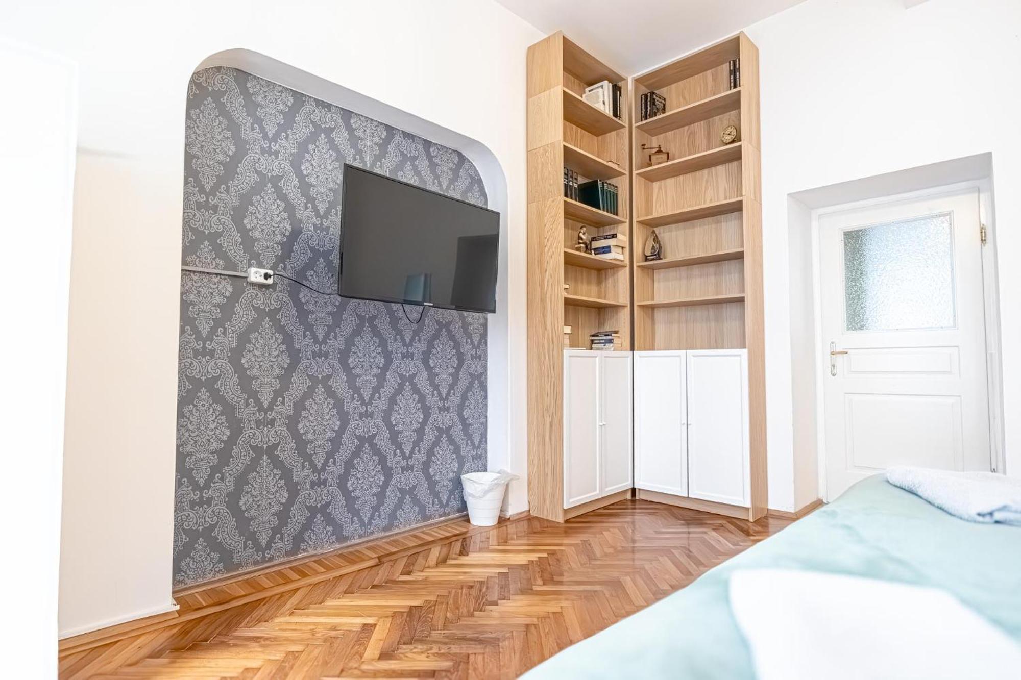 Amazing 3 Bedroom Apt, 15 Min To Landstrasse Hub * Vienna
