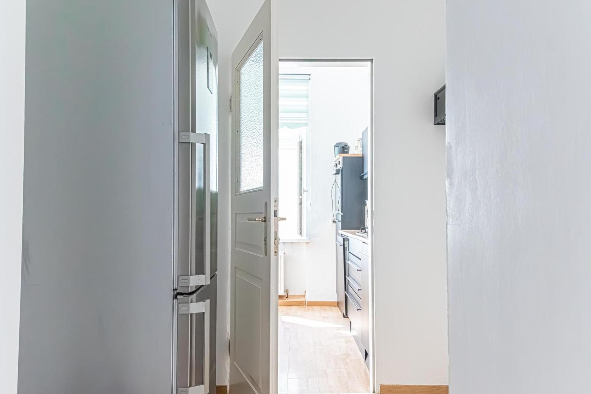 Apartment Amazing 3 Bedroom Apt, 15 Min To Landstrasse Hub Vienna