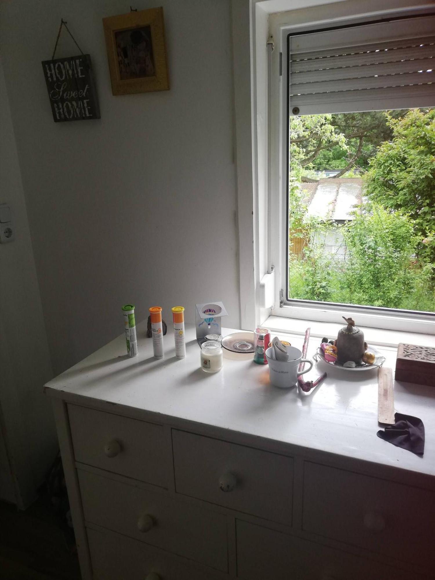 Guest house In House - Charming Retreat With Garden Metro Access *