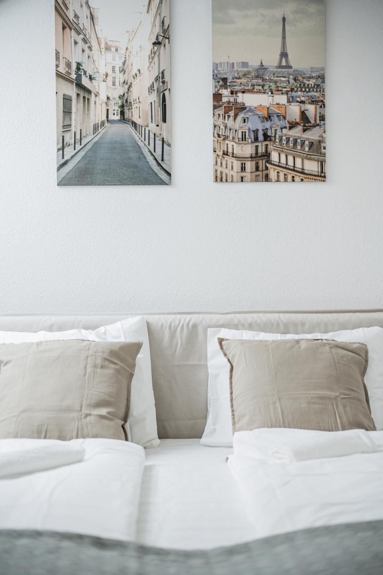 Urban Living - 18th District Aparthotel Wien