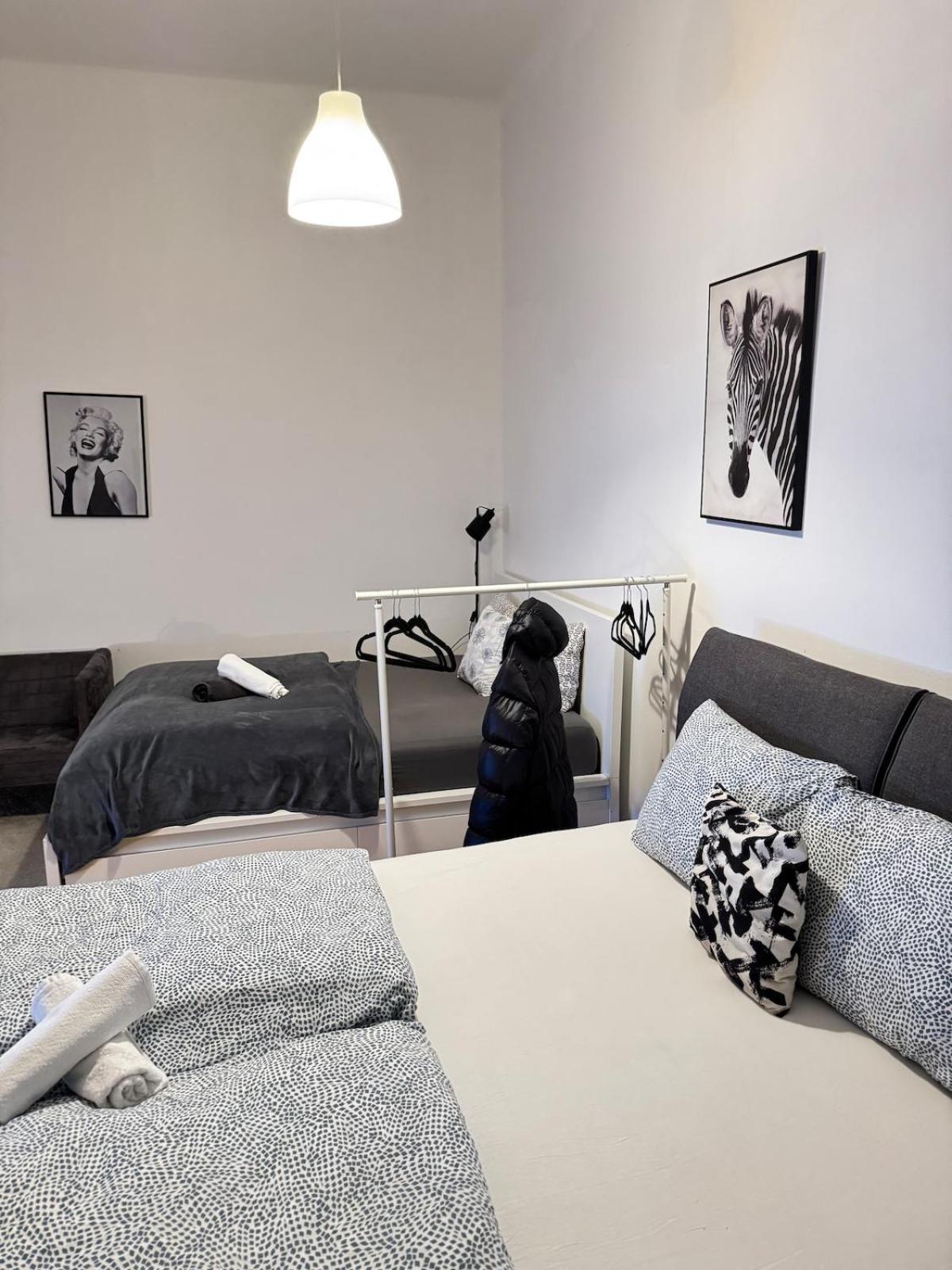Stylish In Apartment *