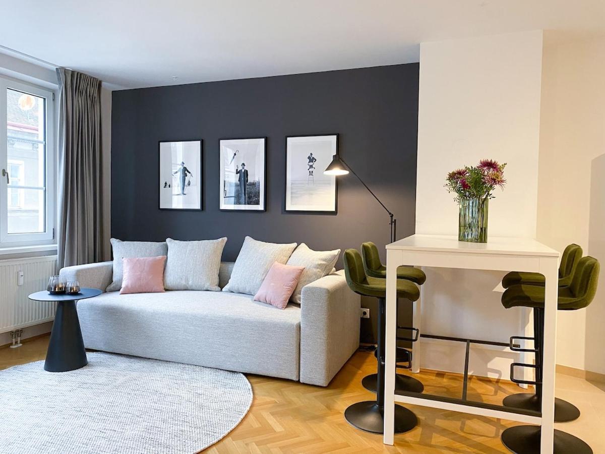 Nest Perfect For 2-4 Hip Area And Free Parking Apartment
