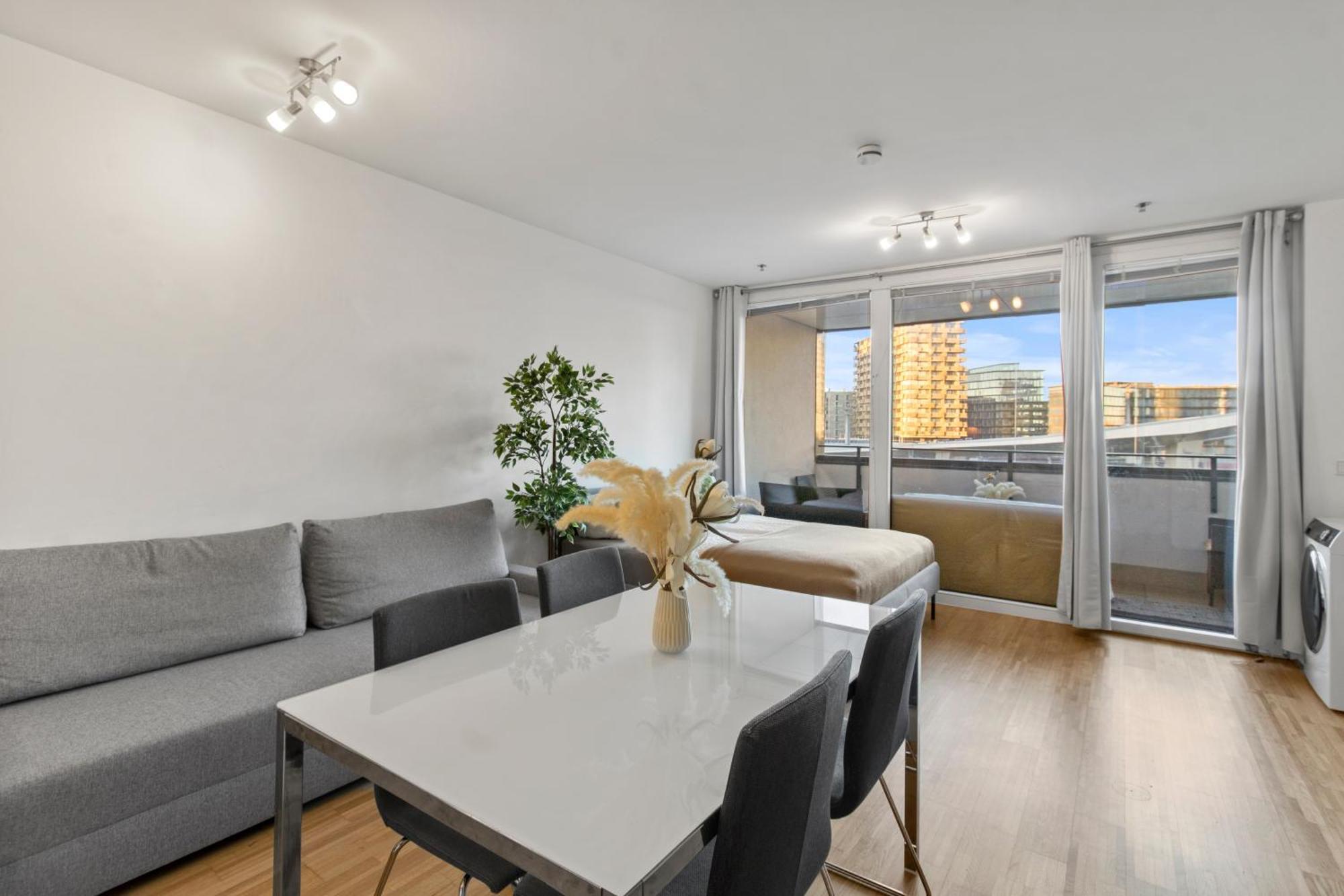Apartment At Hauptbahnhof, Close To Belvedere I Balcony With A View Vienna