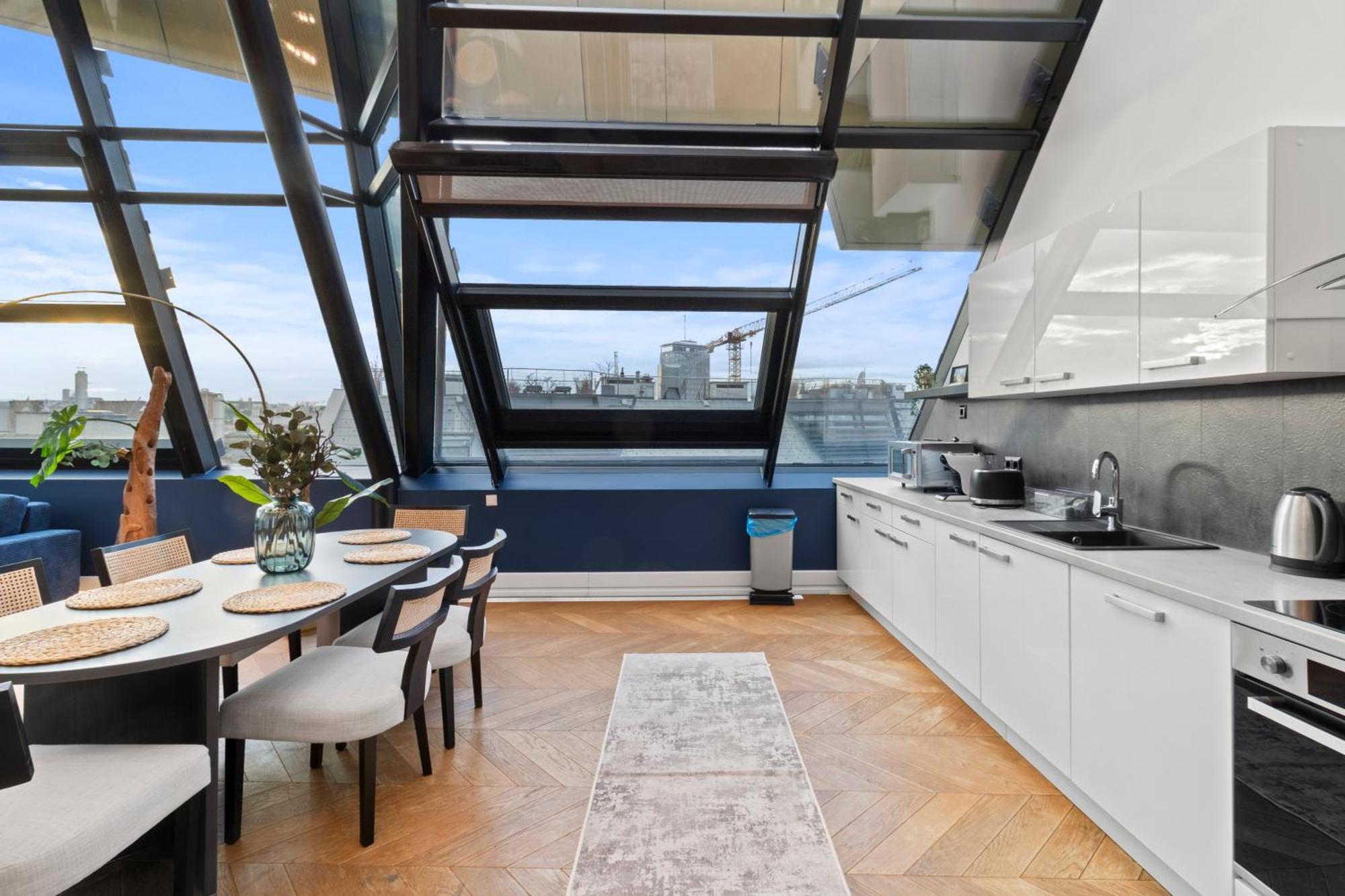 Next To Augarten I Penthouse I Rooftop Terrace I *