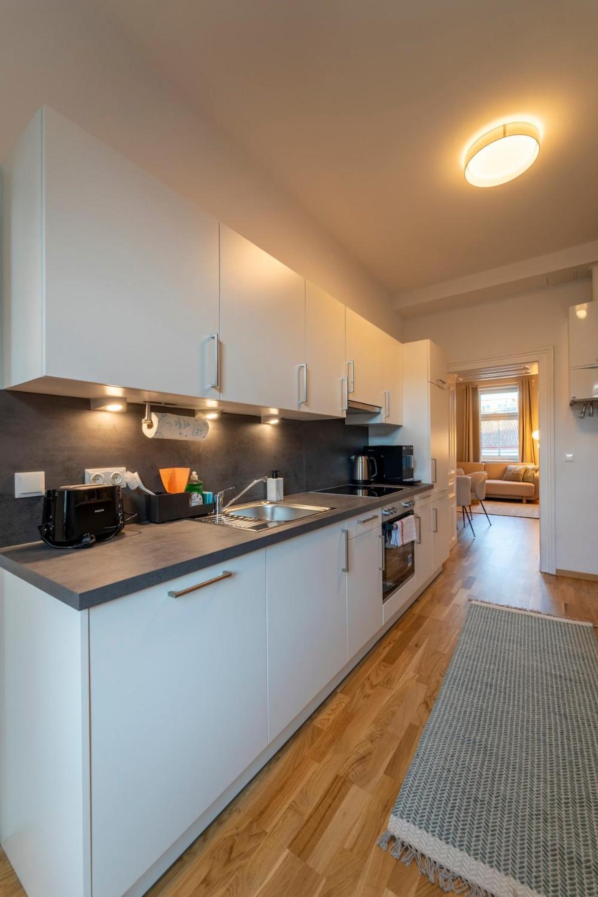 Urban Living - 10 Apartment