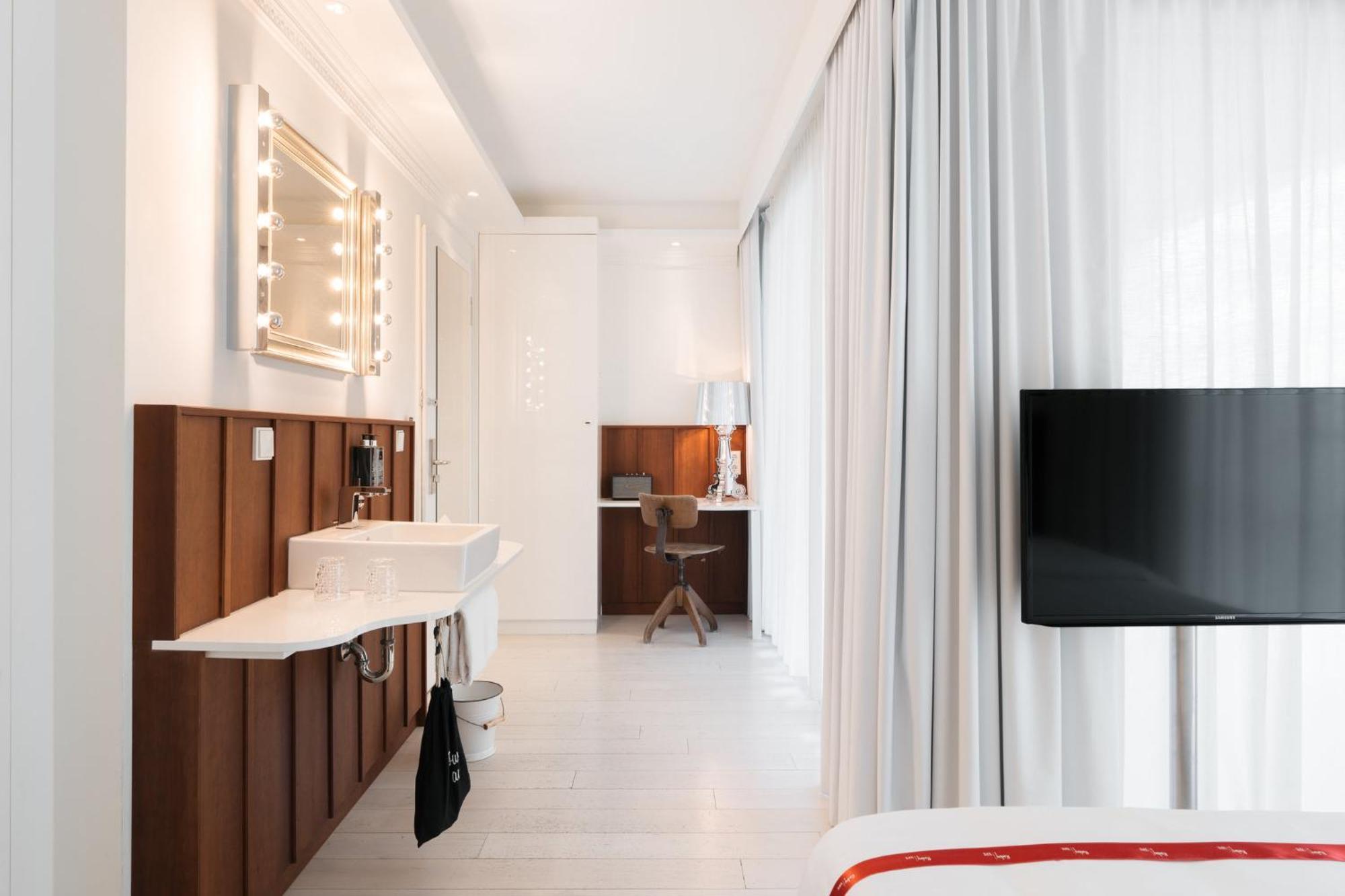 Ruby Sofie Hotel