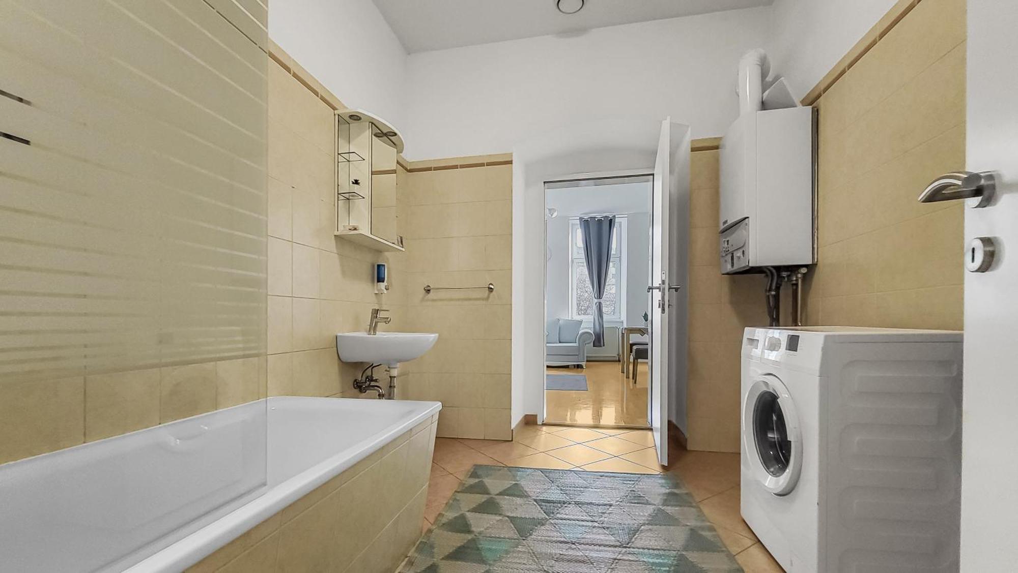 Three-bedroom Delight, King-size Beds