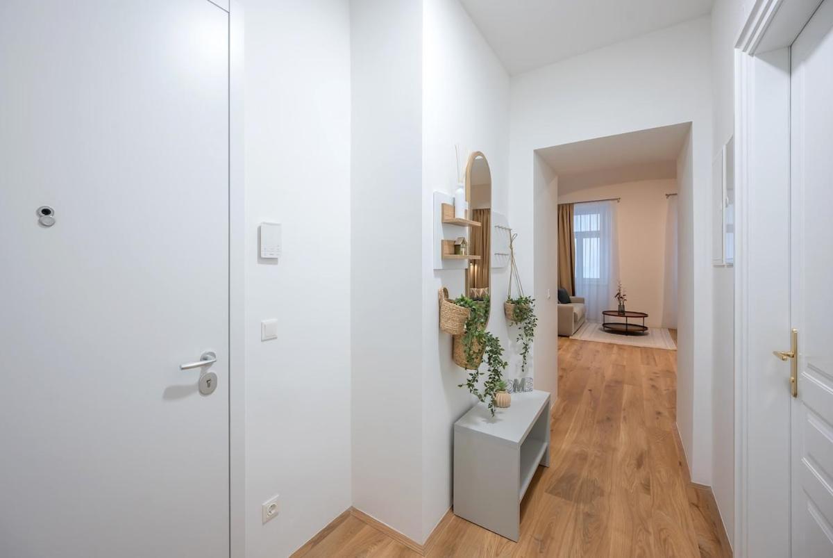 Luxe Apartment Vienna