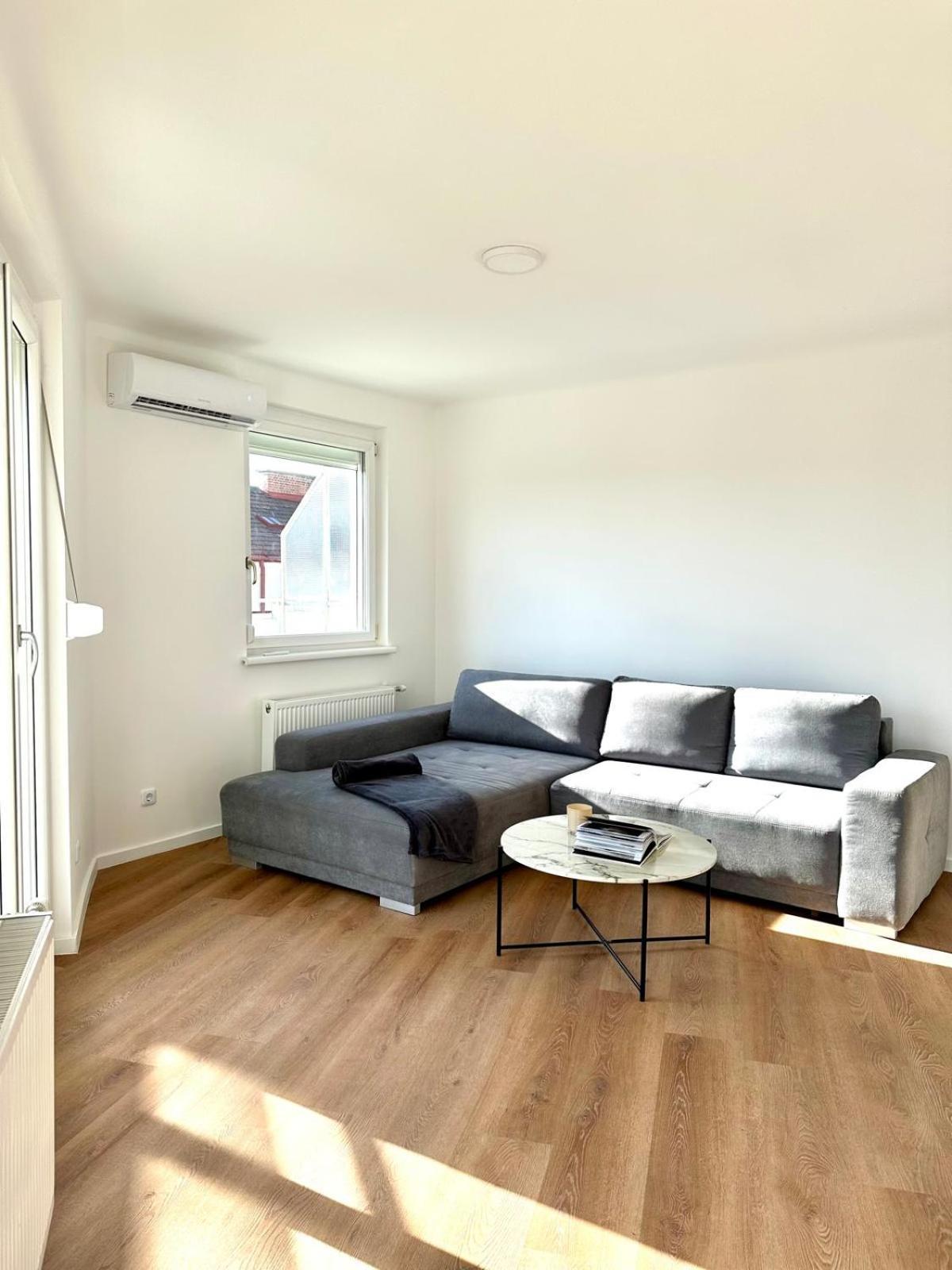 Appartamento Rooftop Apartment, 10min To Center, Direct At Metro, Skyview Big Terrace! *