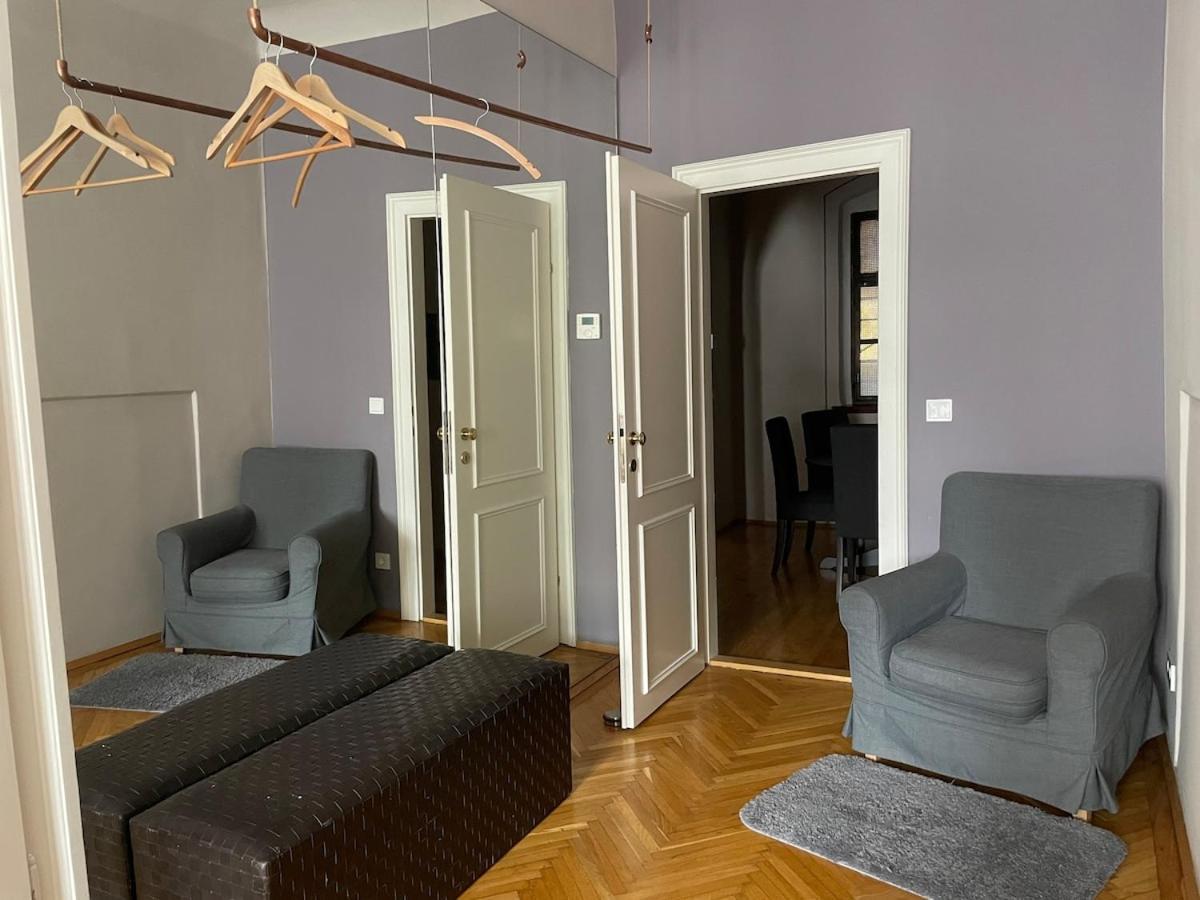 Charming With Two Bedrooms Wien