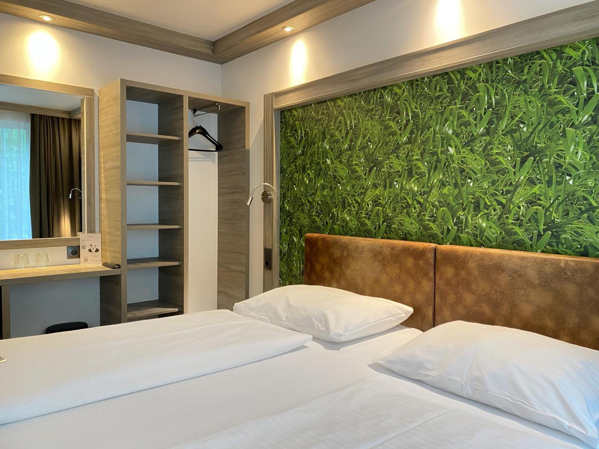 Design & Budget Schoenbrunn Vienna