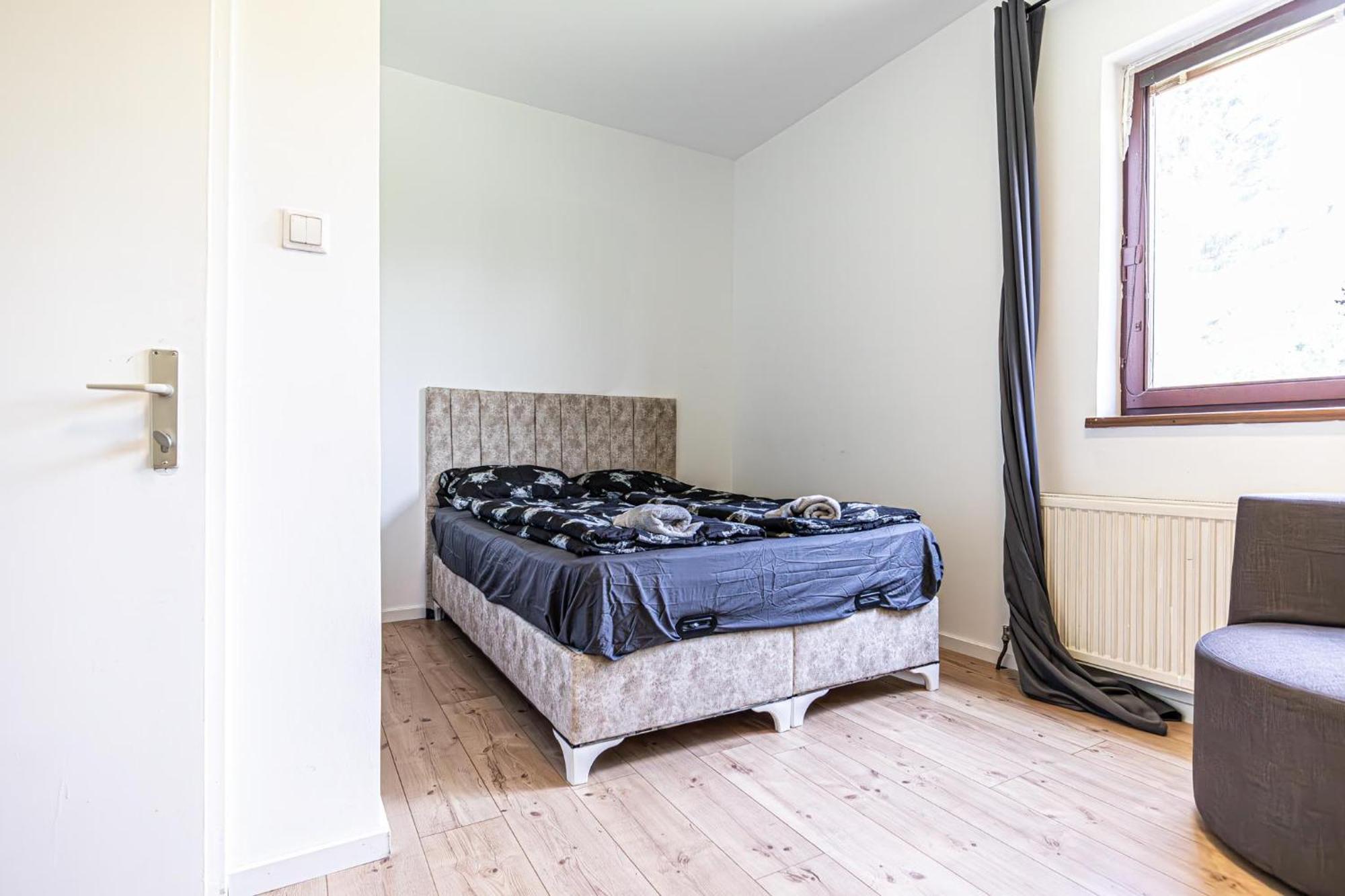 Apartment Cozy Entire House With Terrace And Garden, Up To 34p *