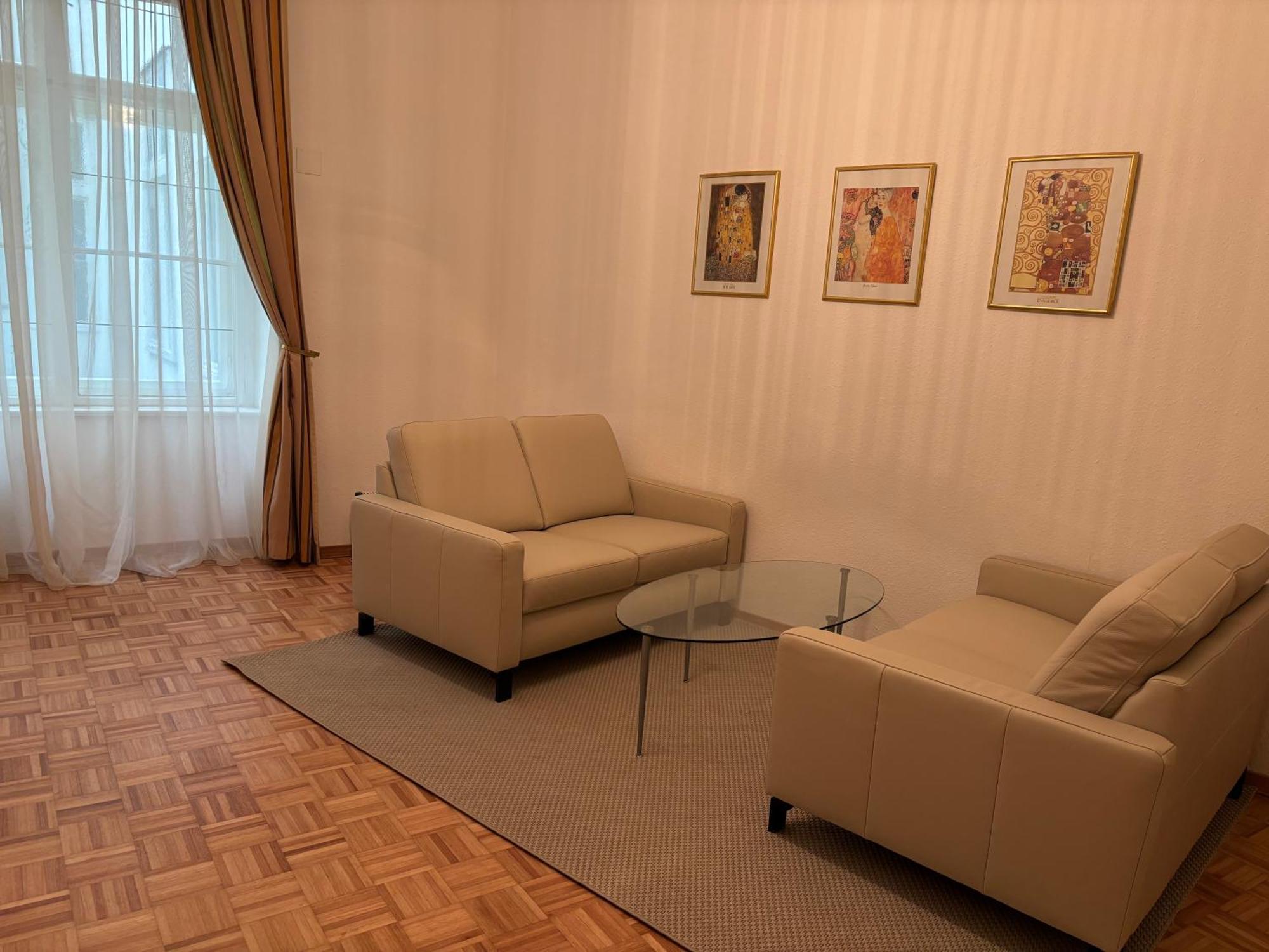 Carlton Vienna