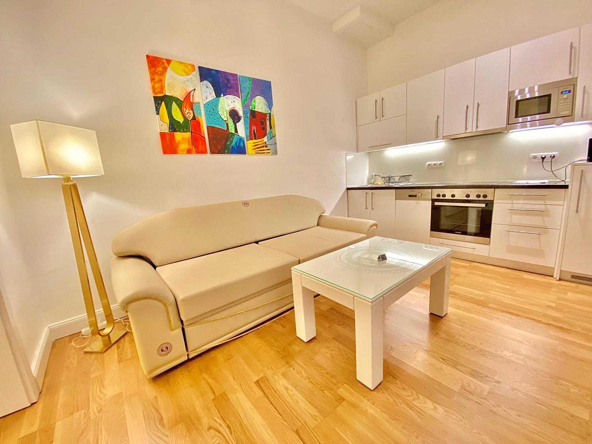 Steiner Residences Taborstrasse Apartment