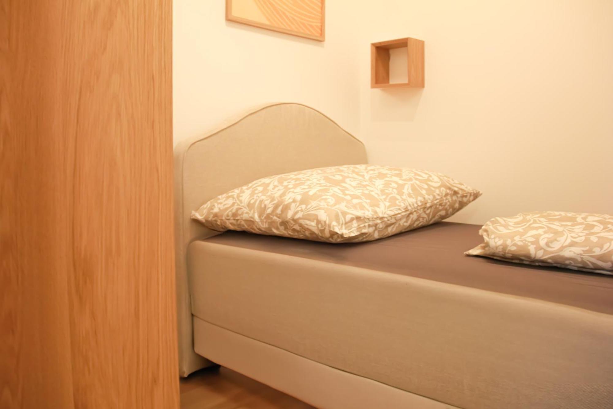 Apartment Modern Penthouse With Balcony & Free Parking Vienna