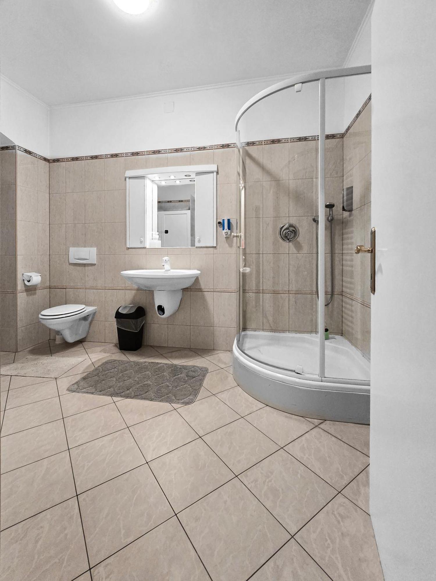 Apartment 4rooms Center