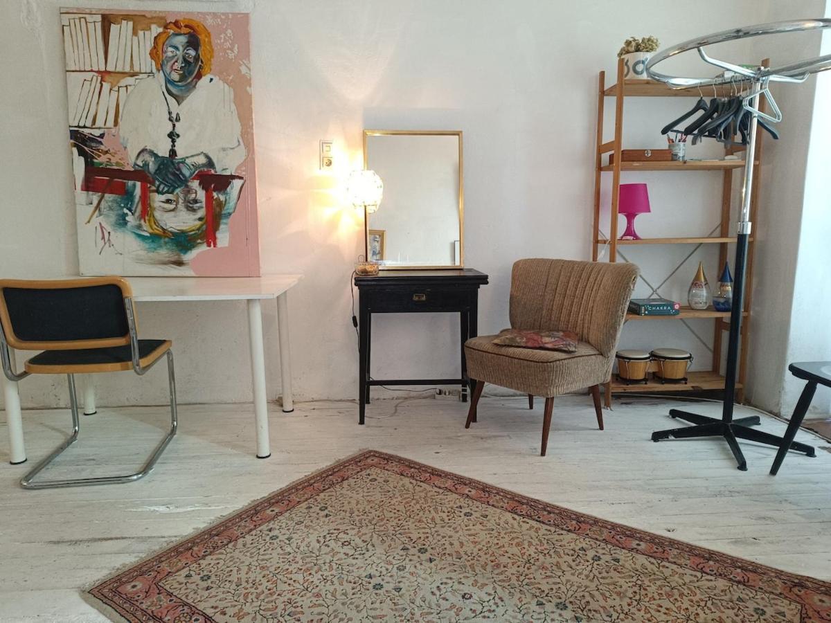 Atelier In Center, No Shower, Entire Place * Vienna