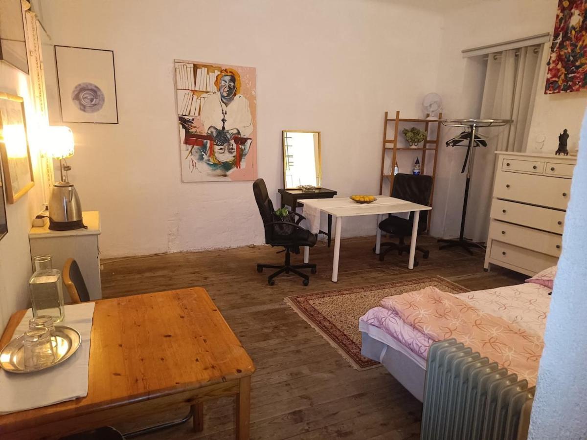 Atelier In Center, No Shower, Entire Place * Vienna