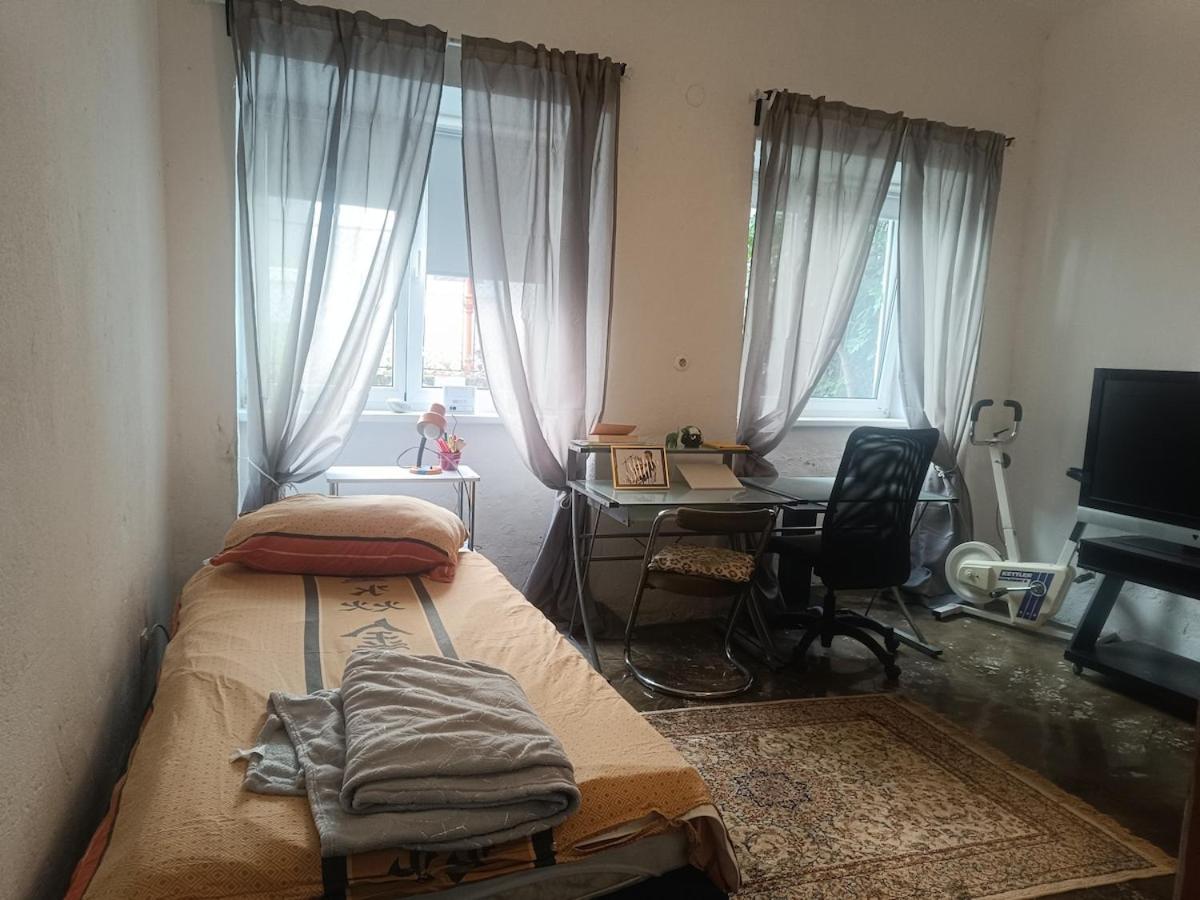 Atelier In Center, No Shower, Entire Place * Vienna