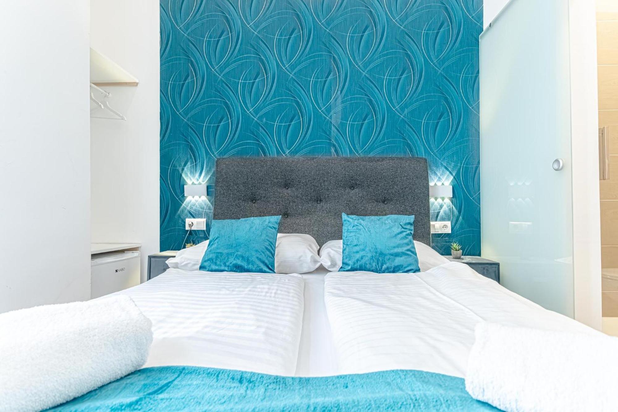 Shopping Paradise 9br Complex Ideal For 22 People *
